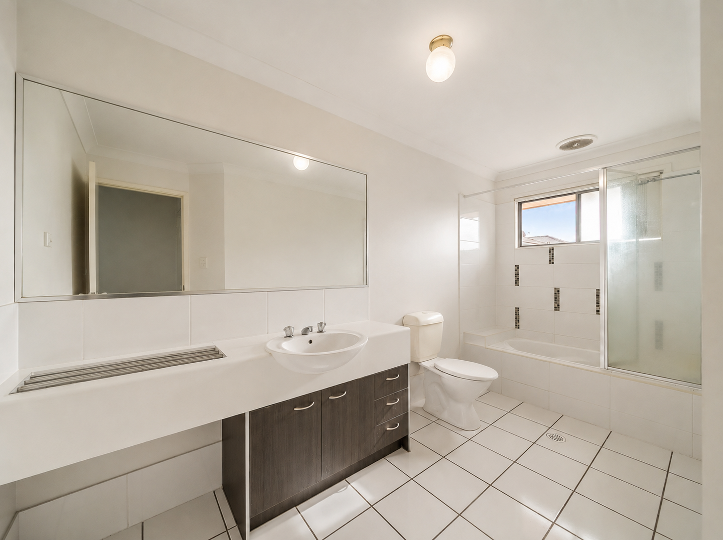 35/1 Archer Close — photo 10 of 16