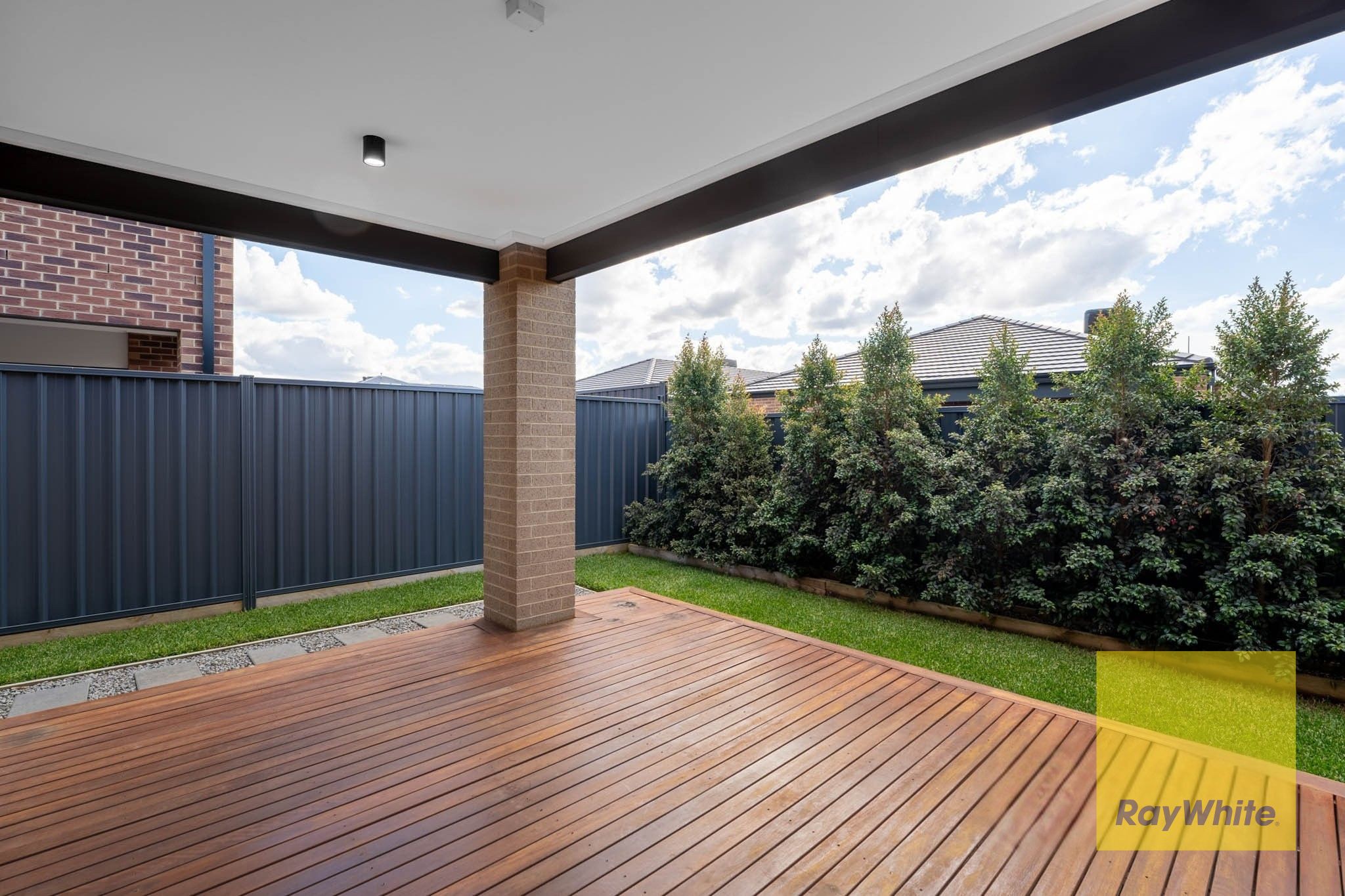 10 Cottrell Street — photo 10 of 10