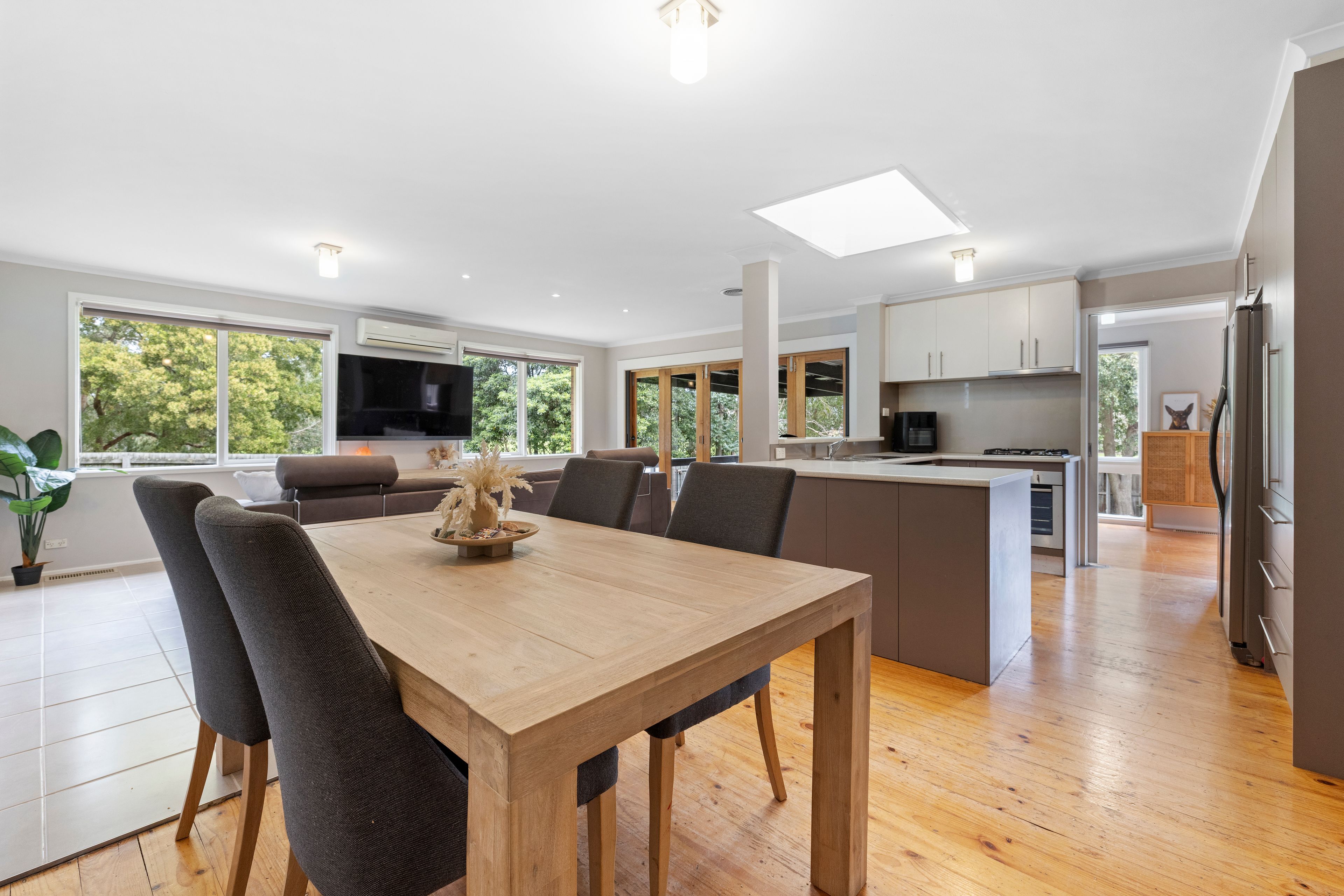 14 Redwood Court — photo 7 of 19