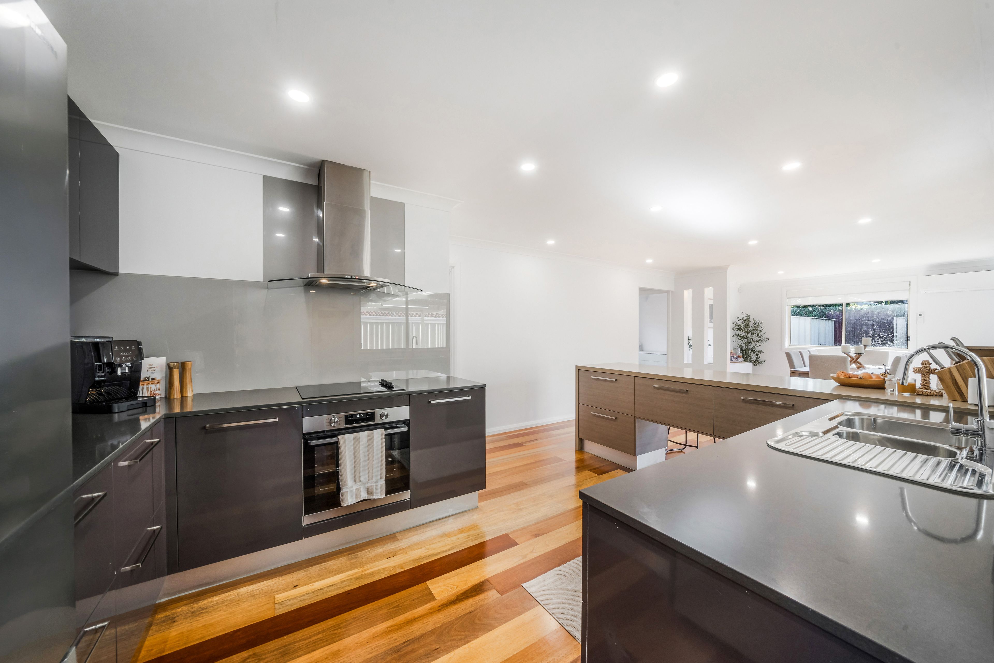 19 Nymboida Avenue — photo 3 of 19