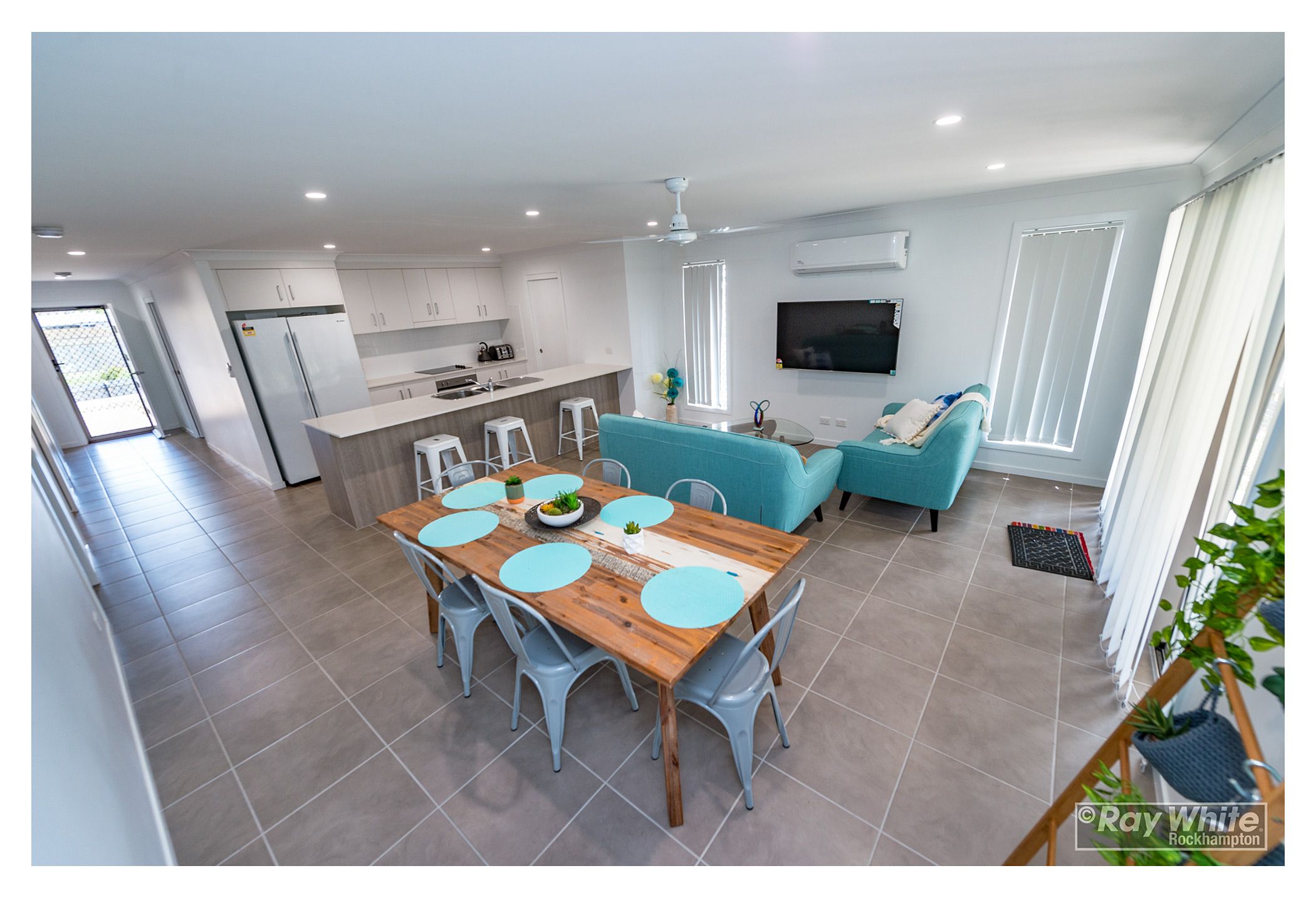 25 Chestnut Avenue, Norman Gardens, QLD 4701