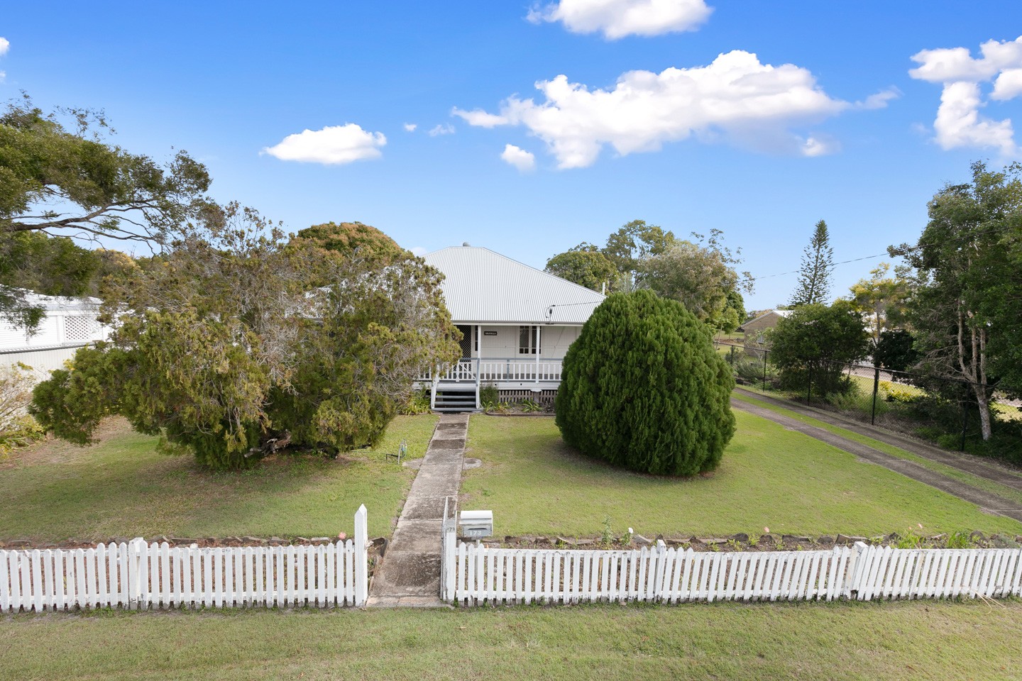 173 Long Street, Point Vernon, QLD 4655