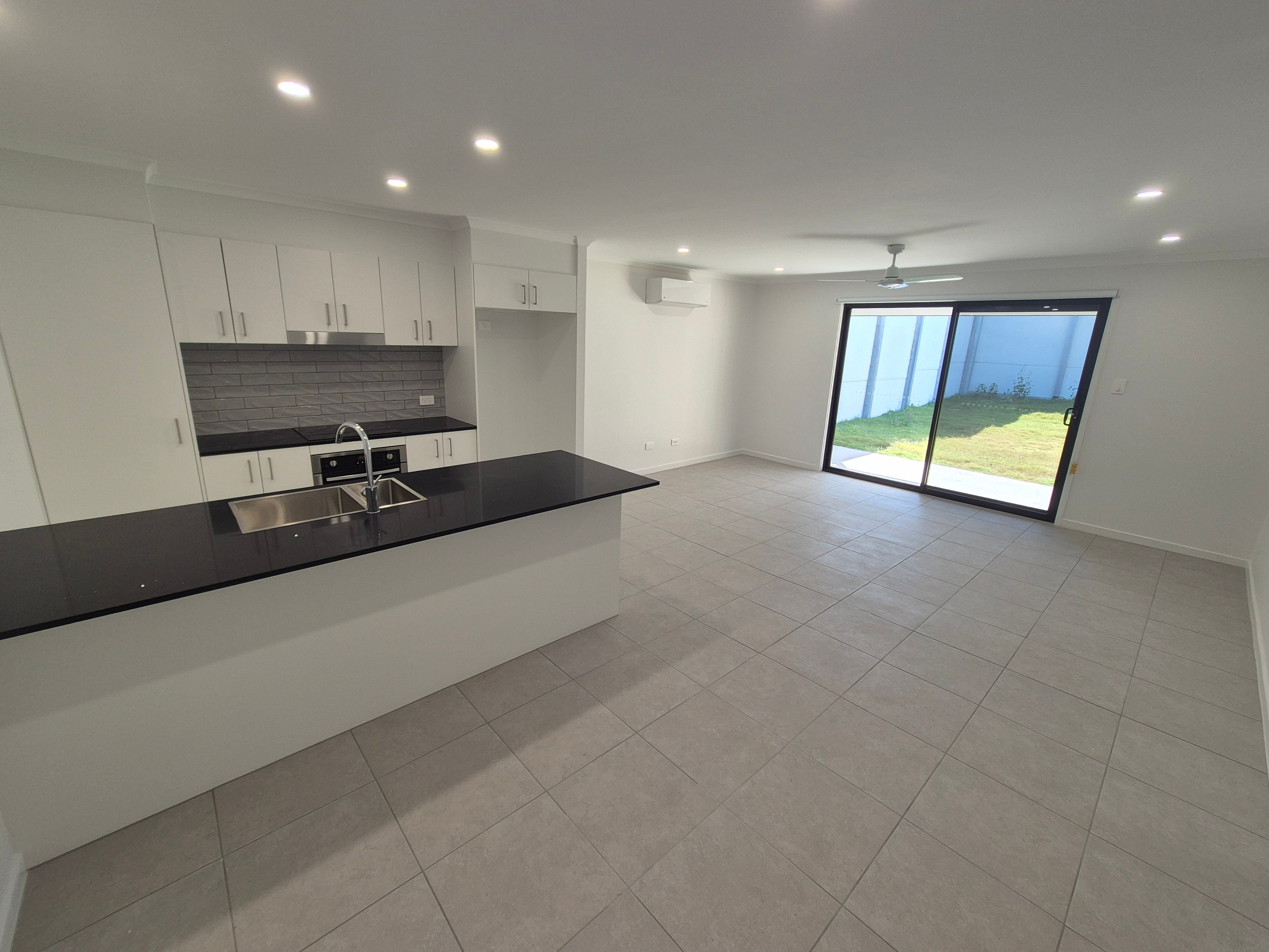 1/40 Bloomfield Mews, Ripley, QLD 4306