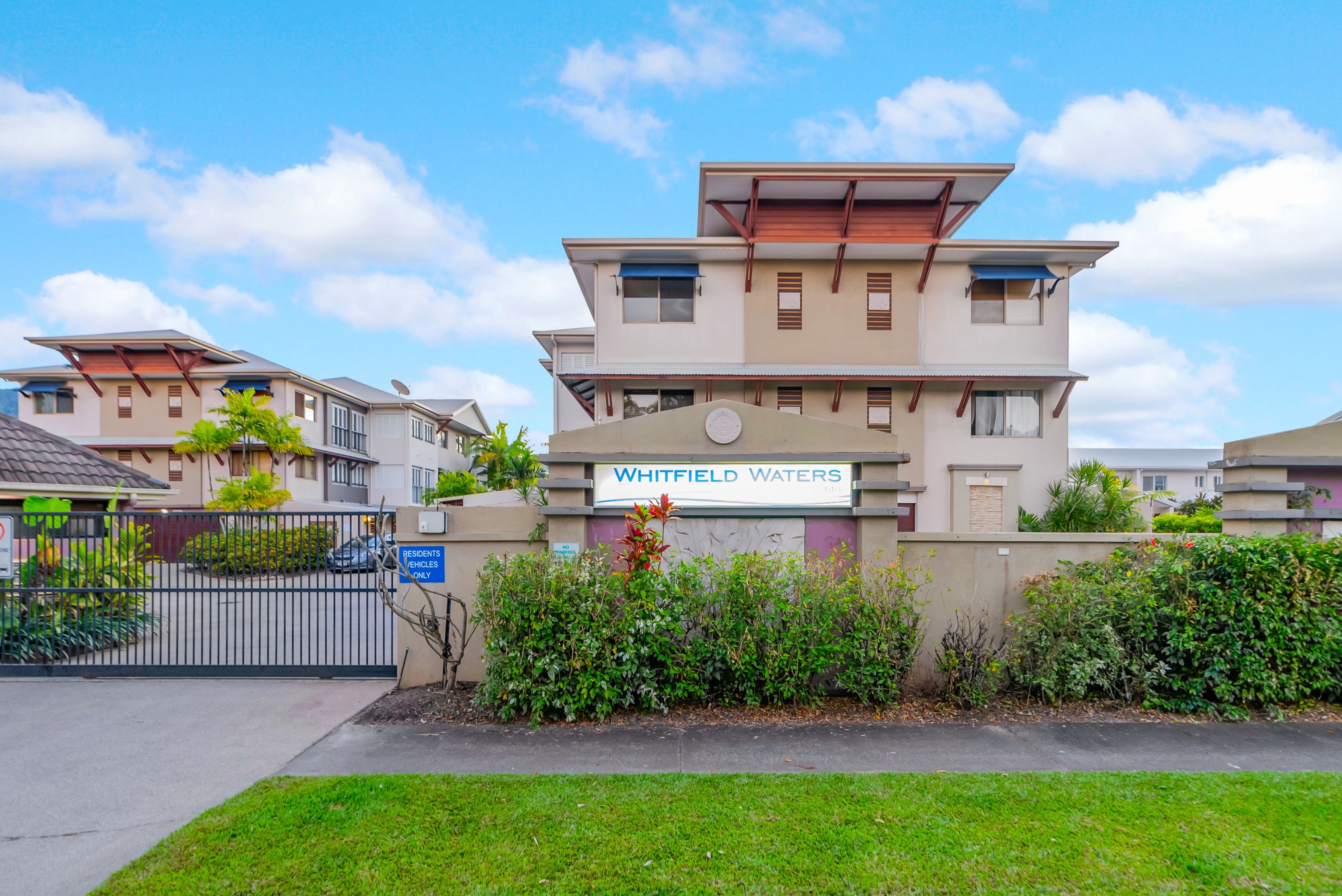 220/29-33 Springfield Crescent, Manoora, QLD 4870