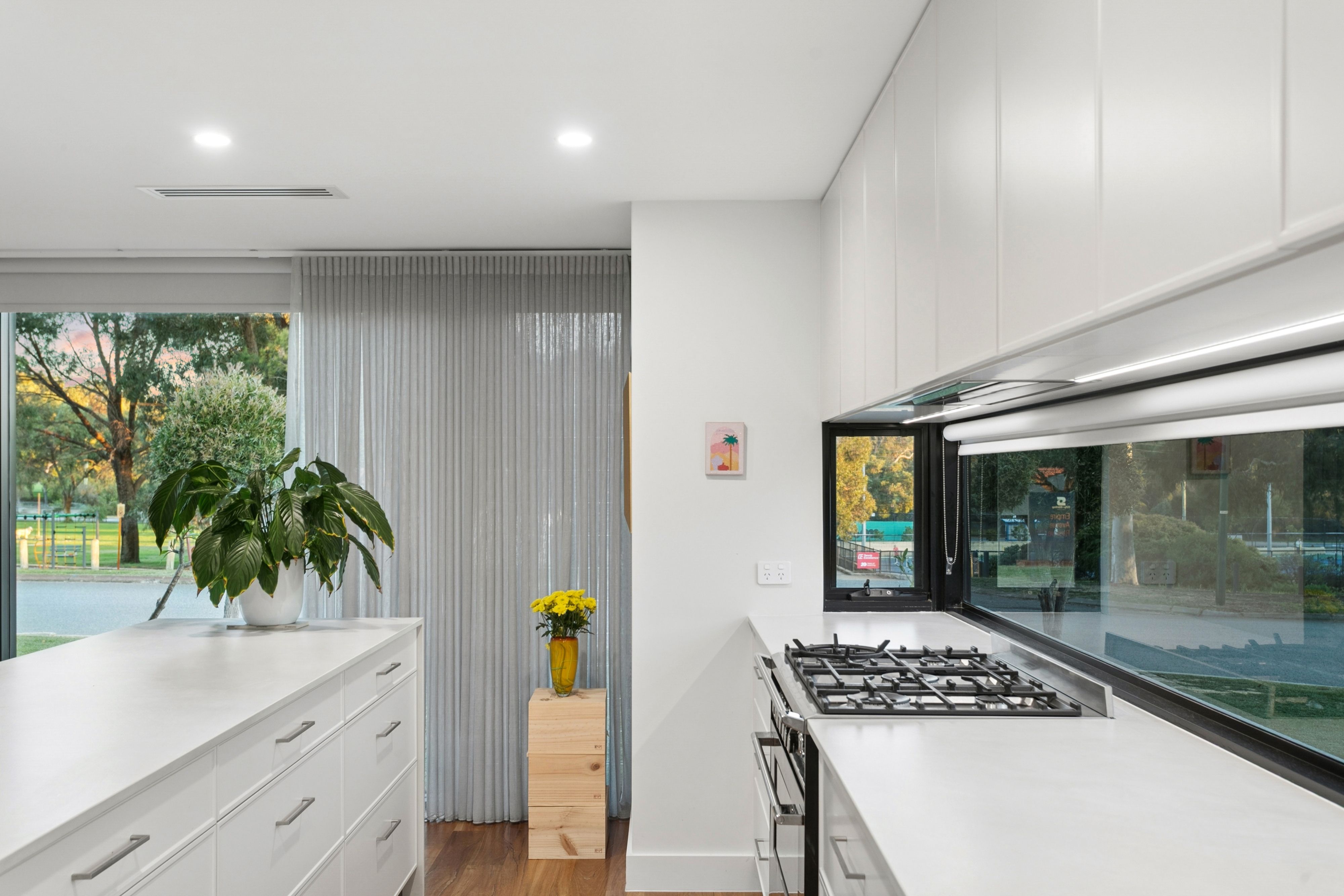 20 Morden Street — photo 10 of 28