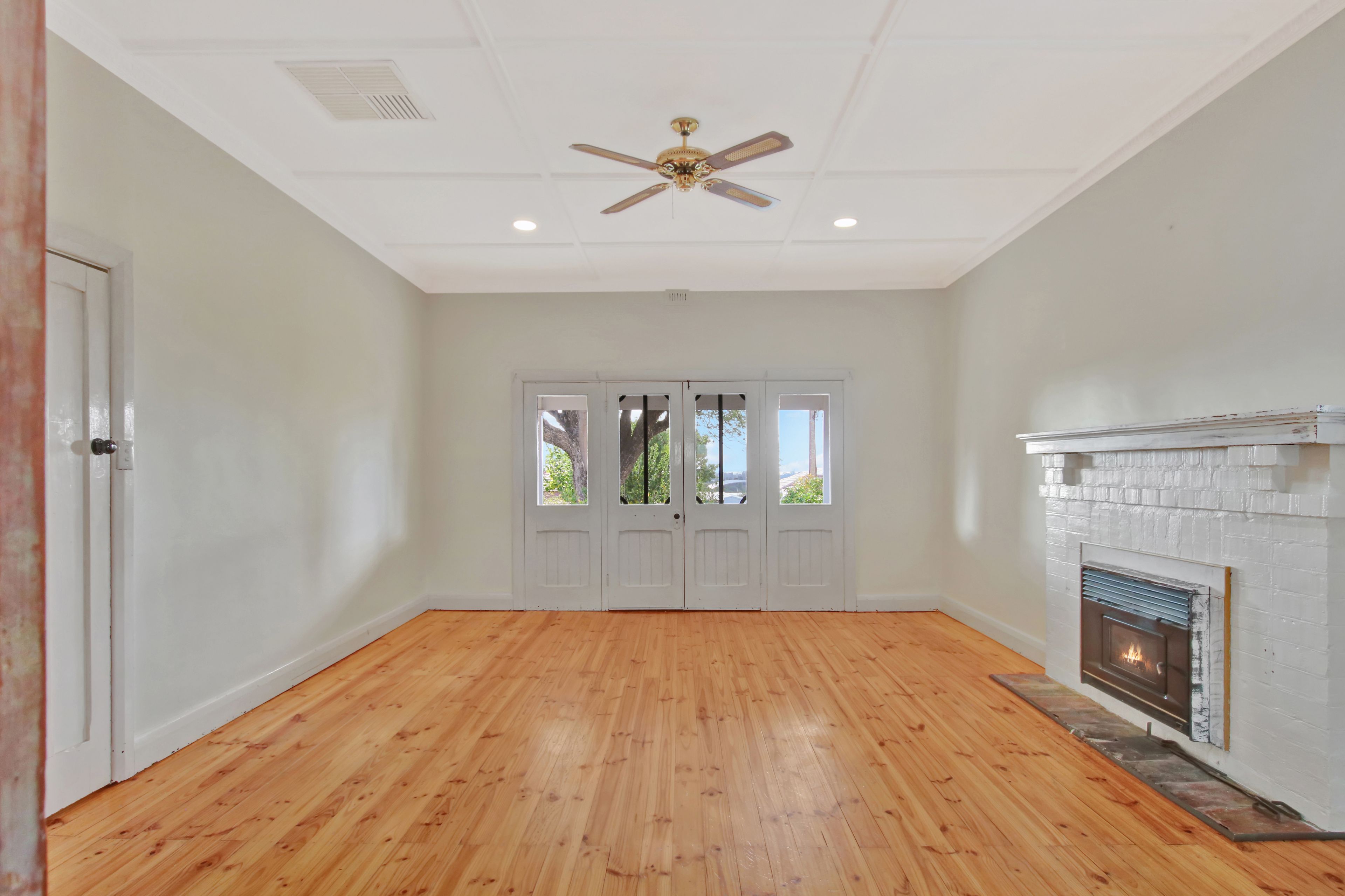 15 Thompson Street — photo 10 of 23