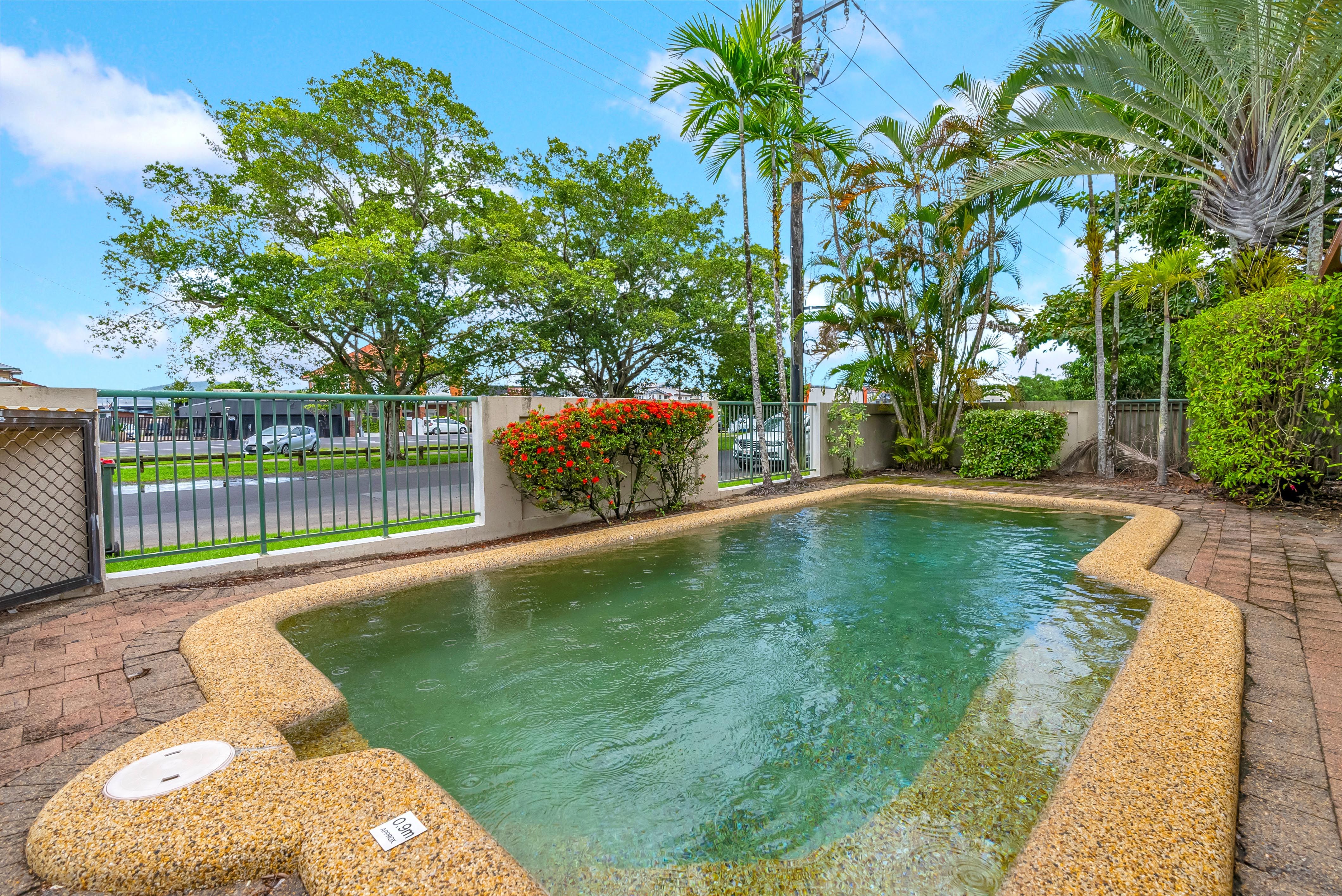 3/205 Spence Street, Bungalow, QLD 4870