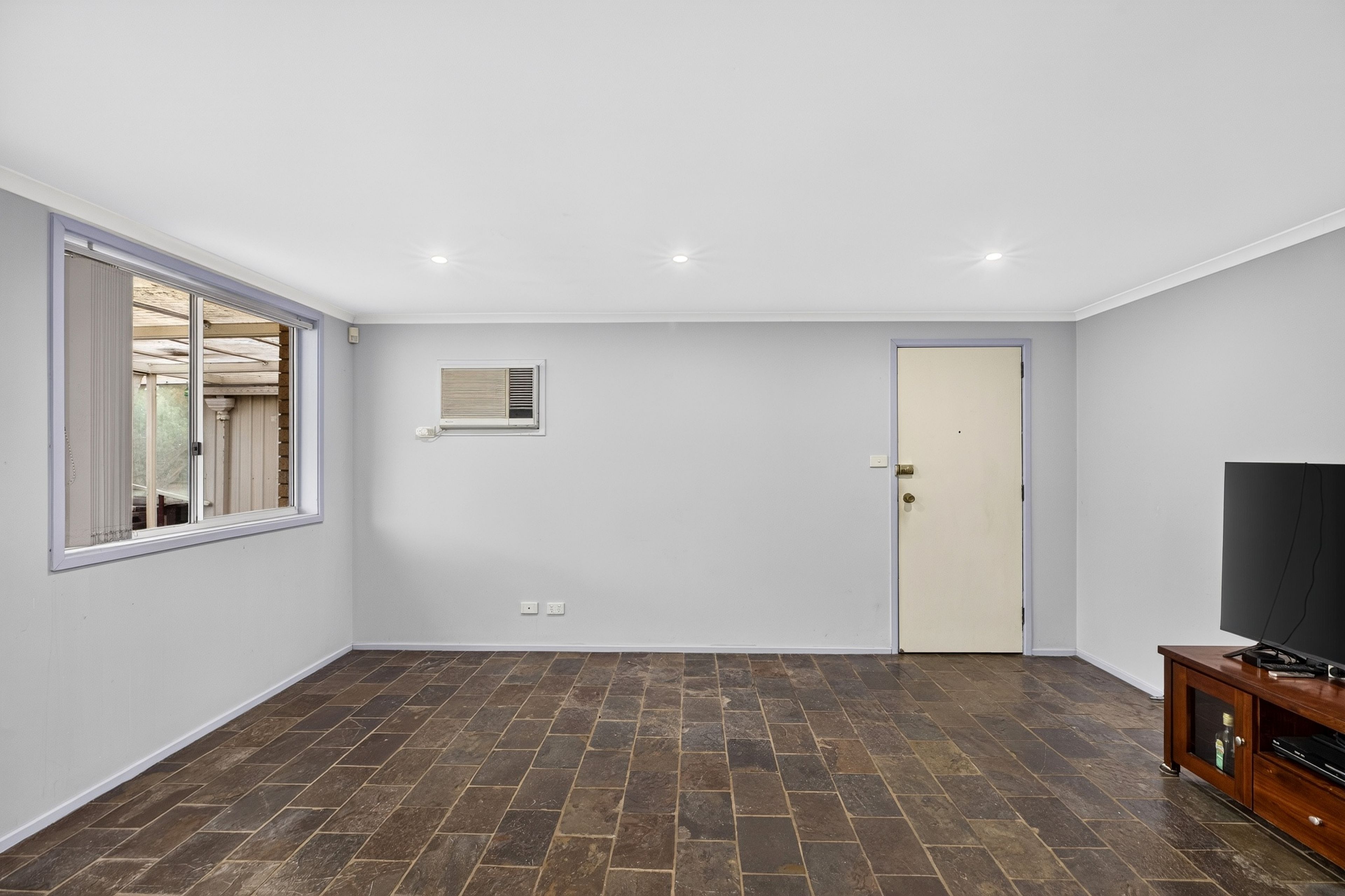 6 Scarus Place — photo 9 of 27