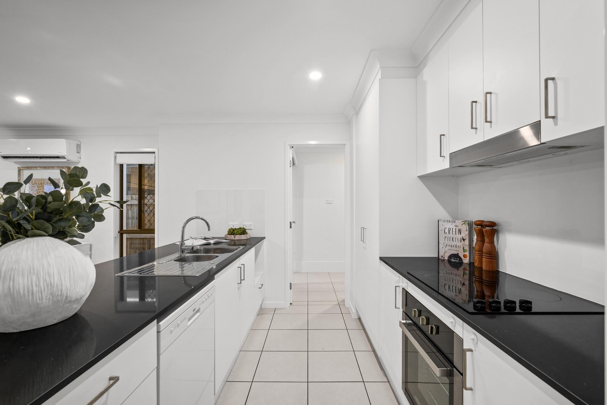 11 Affinity Way, South Ripley, QLD 4306