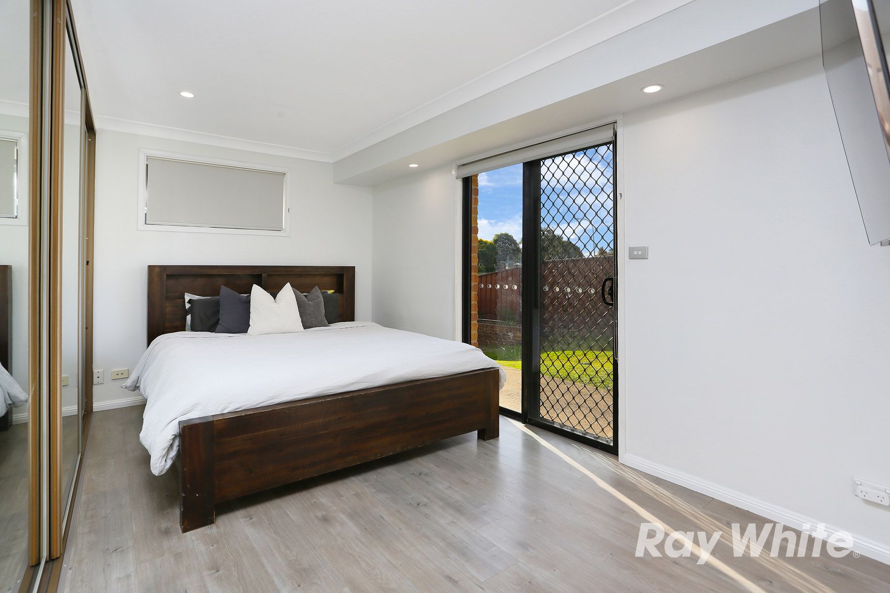 17 Coonawarra Drive — photo 6 of 16