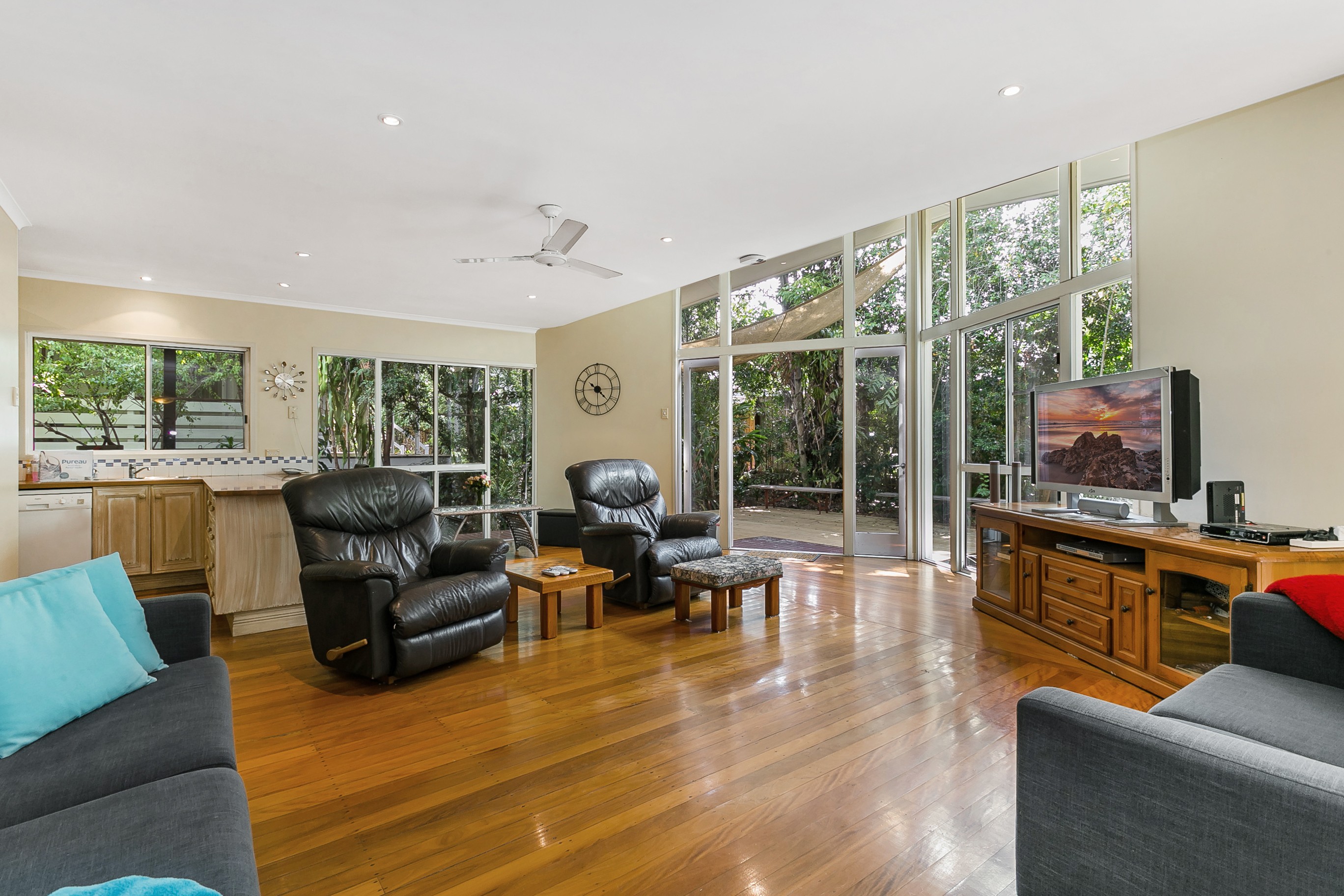 15 Hazelmere Parade, Sherwood, QLD 4075