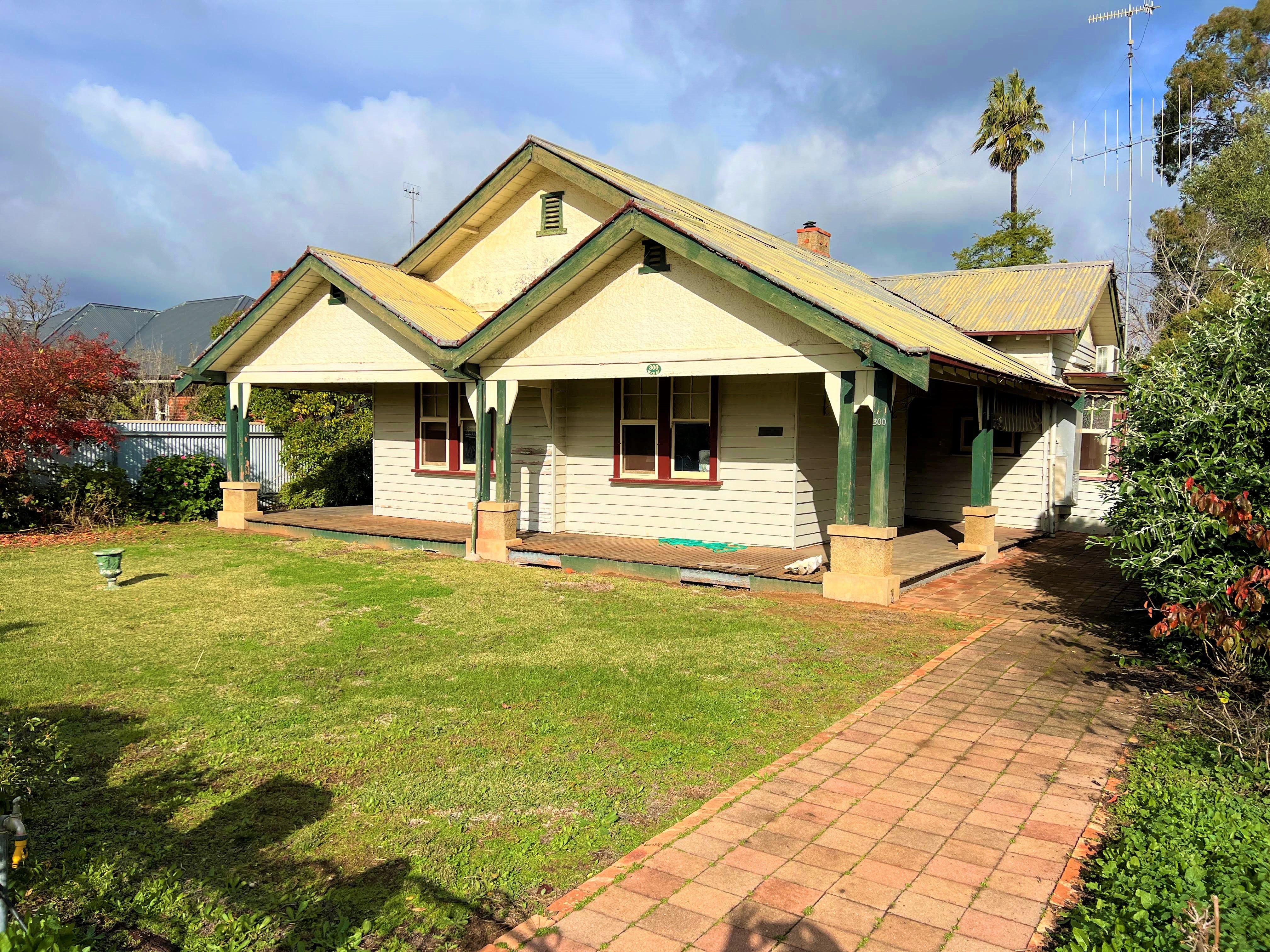 300 WICK Street, Deniliquin, NSW 2710 House for Sale Ray White