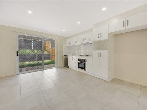 2/37 Wyperfeld, South Ripley, QLD 4306