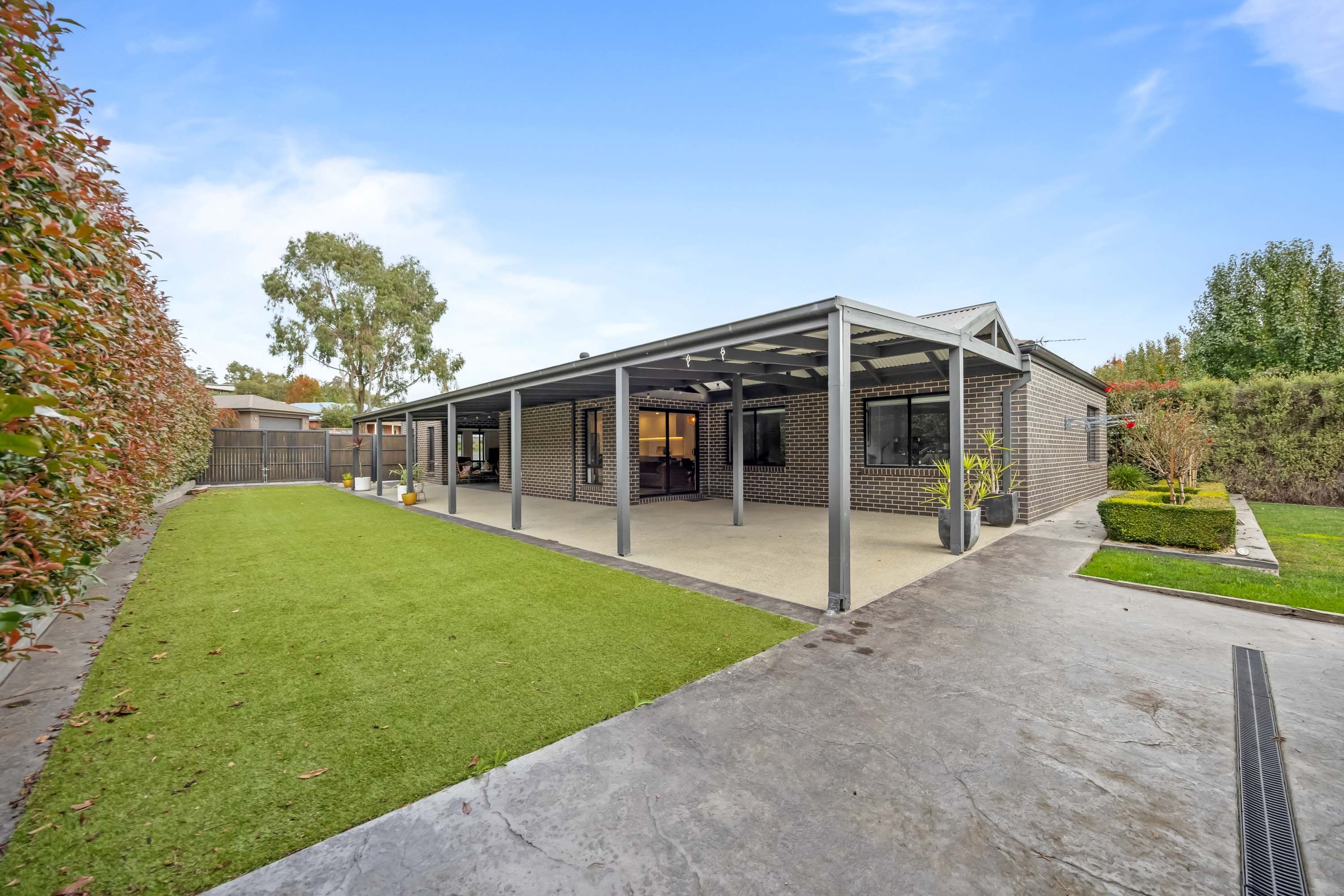 4 Whistler Close — photo 16 of 21
