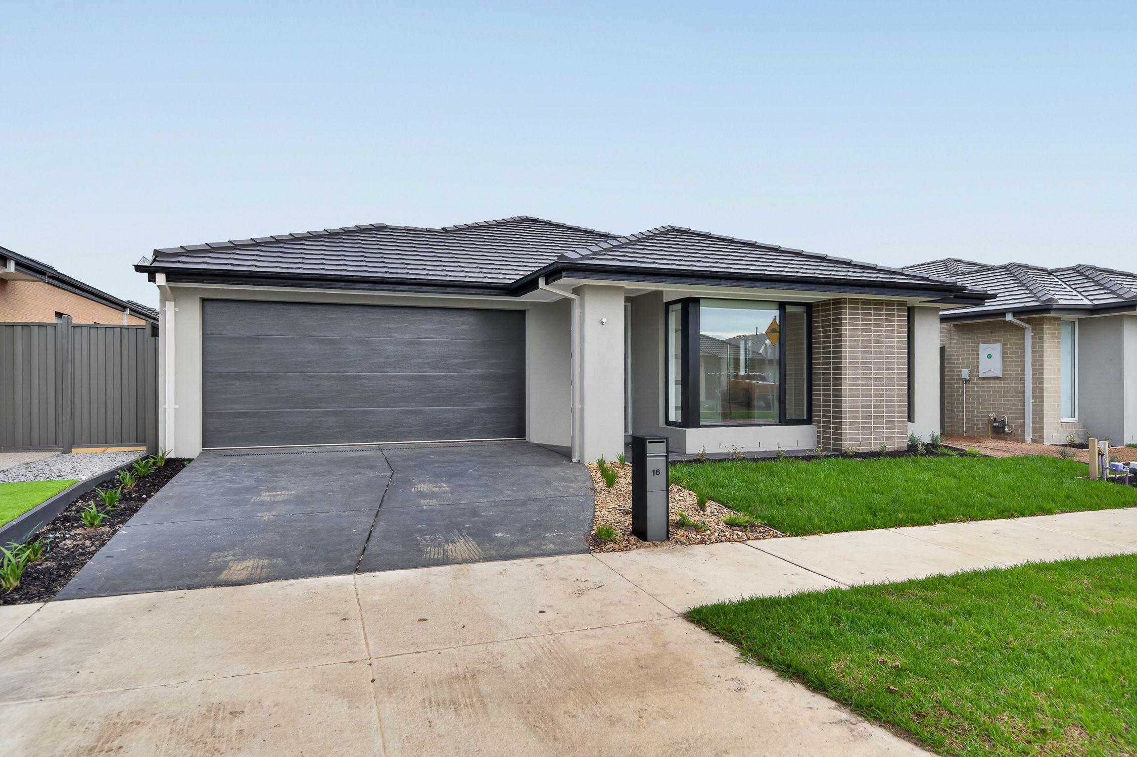 16 Bonifacio Road, Clyde, VIC 3978