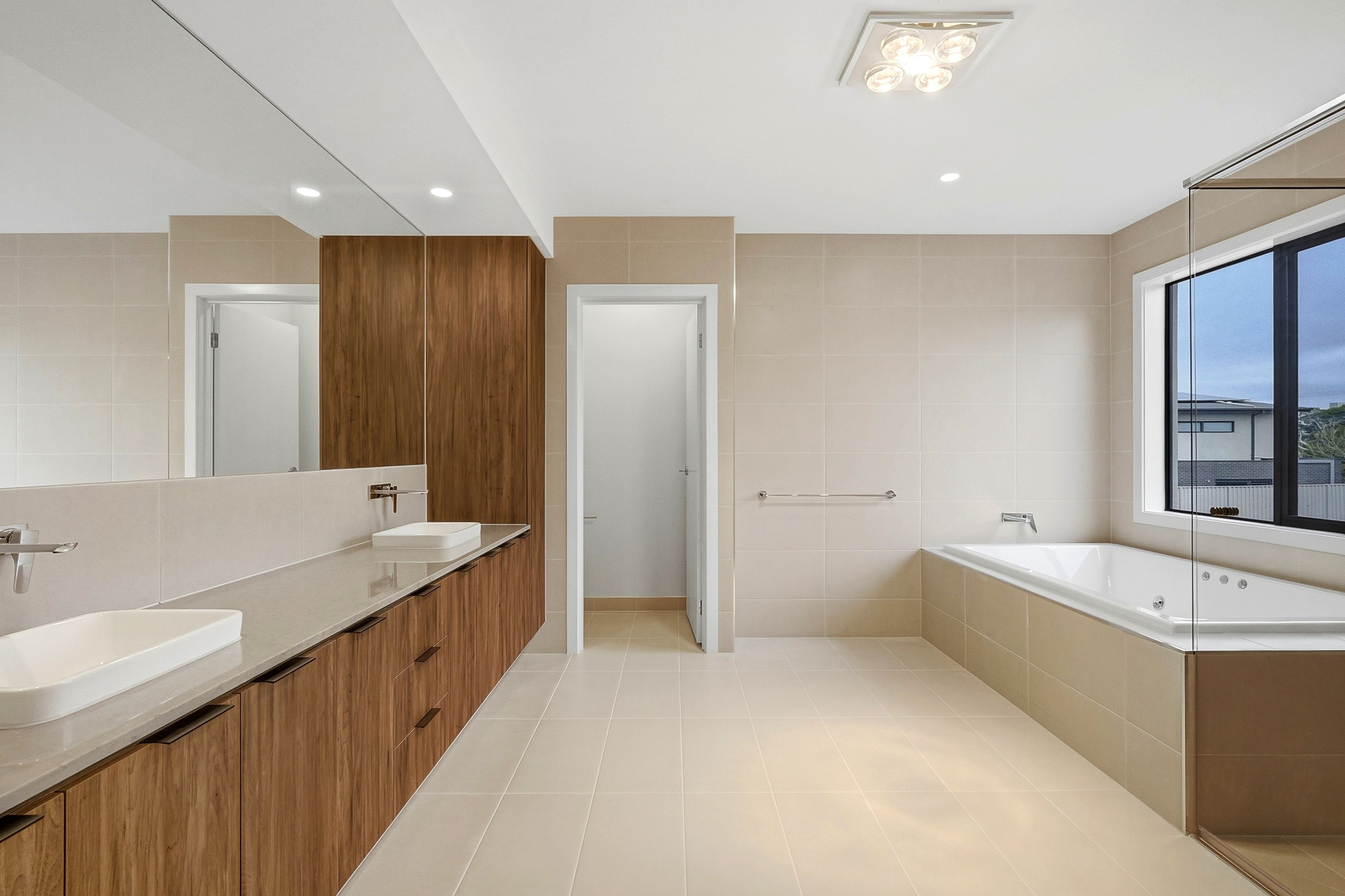 2 Belgravia Avenue — photo 17 of 20