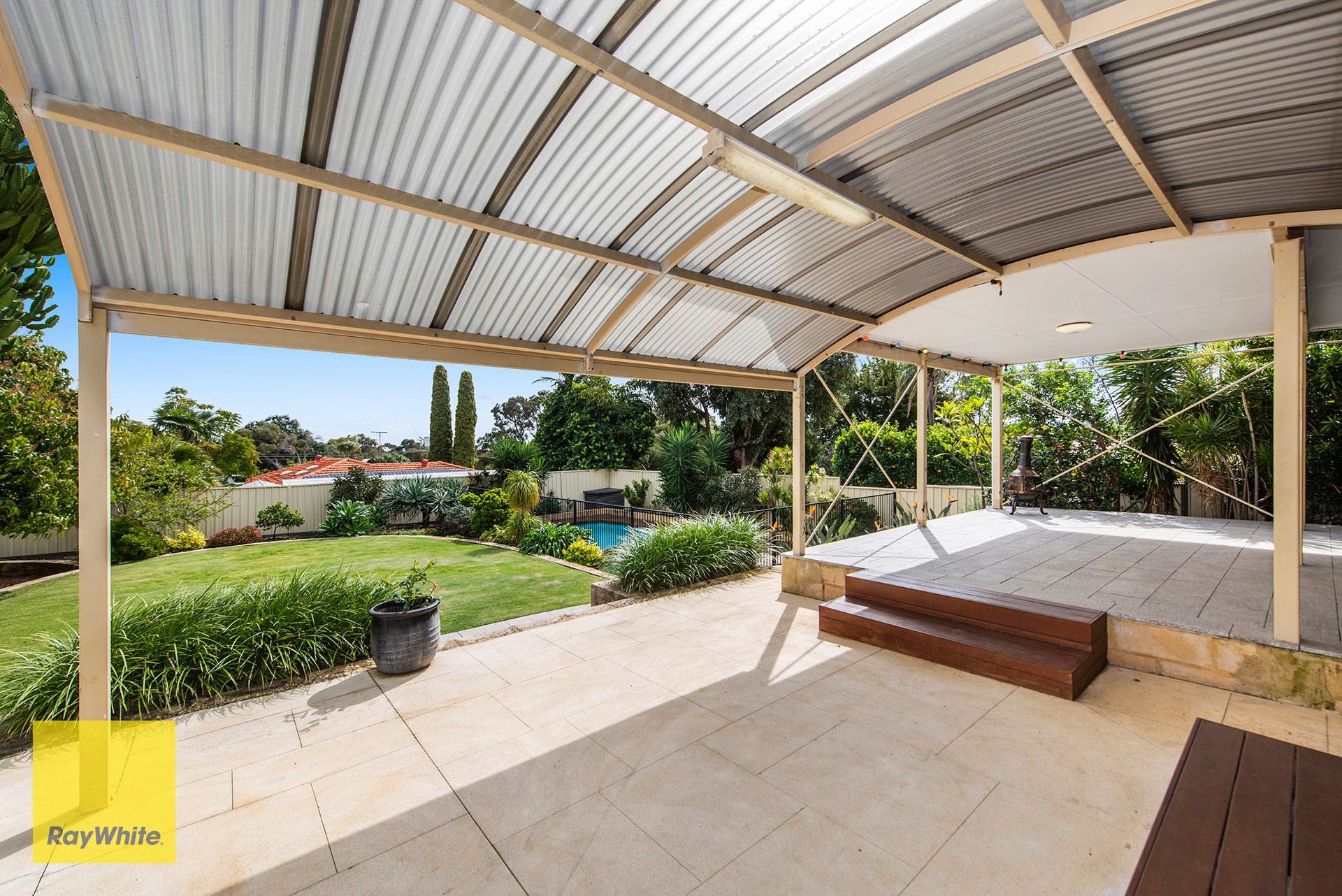 8 Scenic Drive, Maida Vale, WA 6057