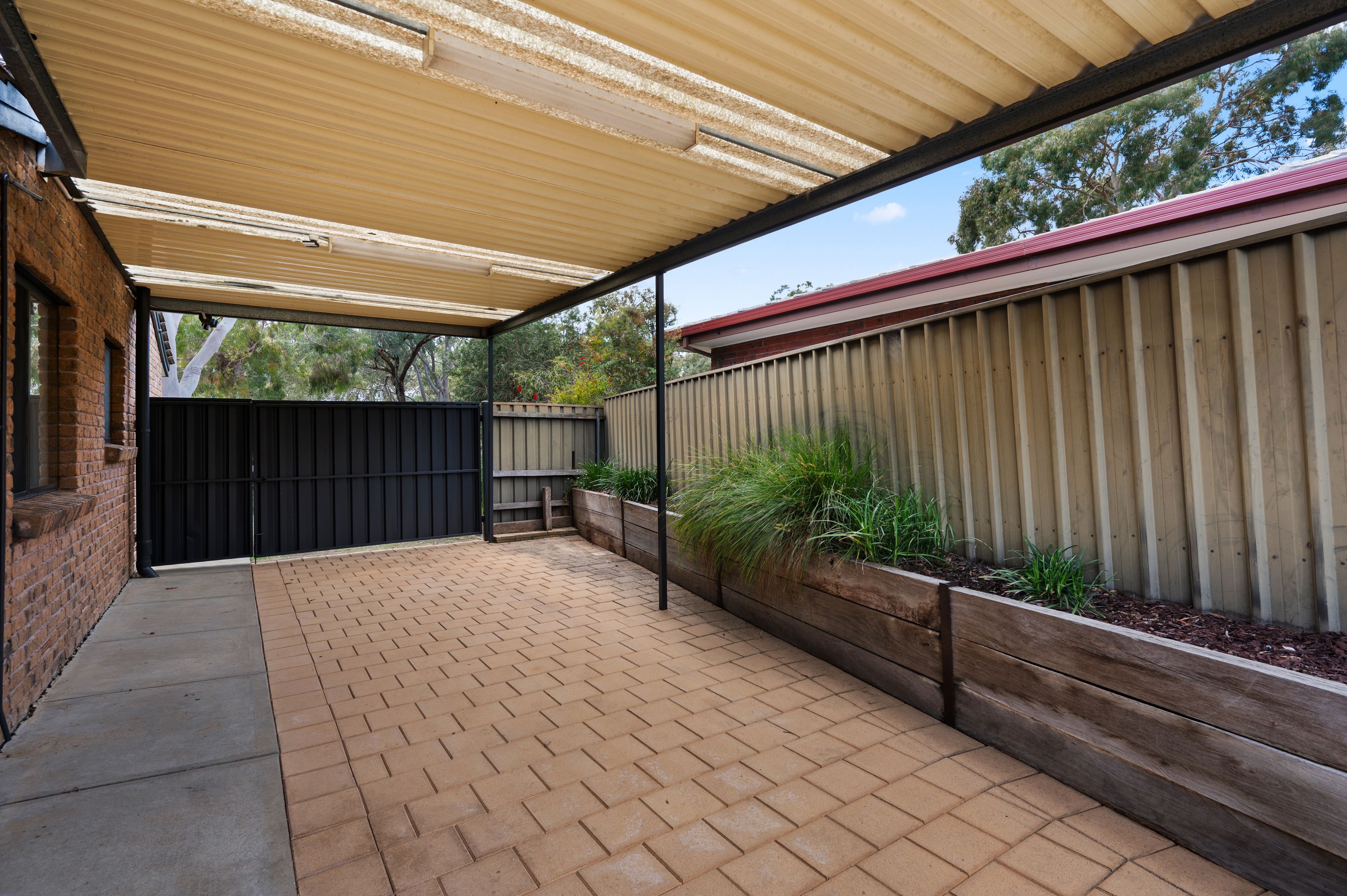 1 Lorikeet Court — photo 27 of 28