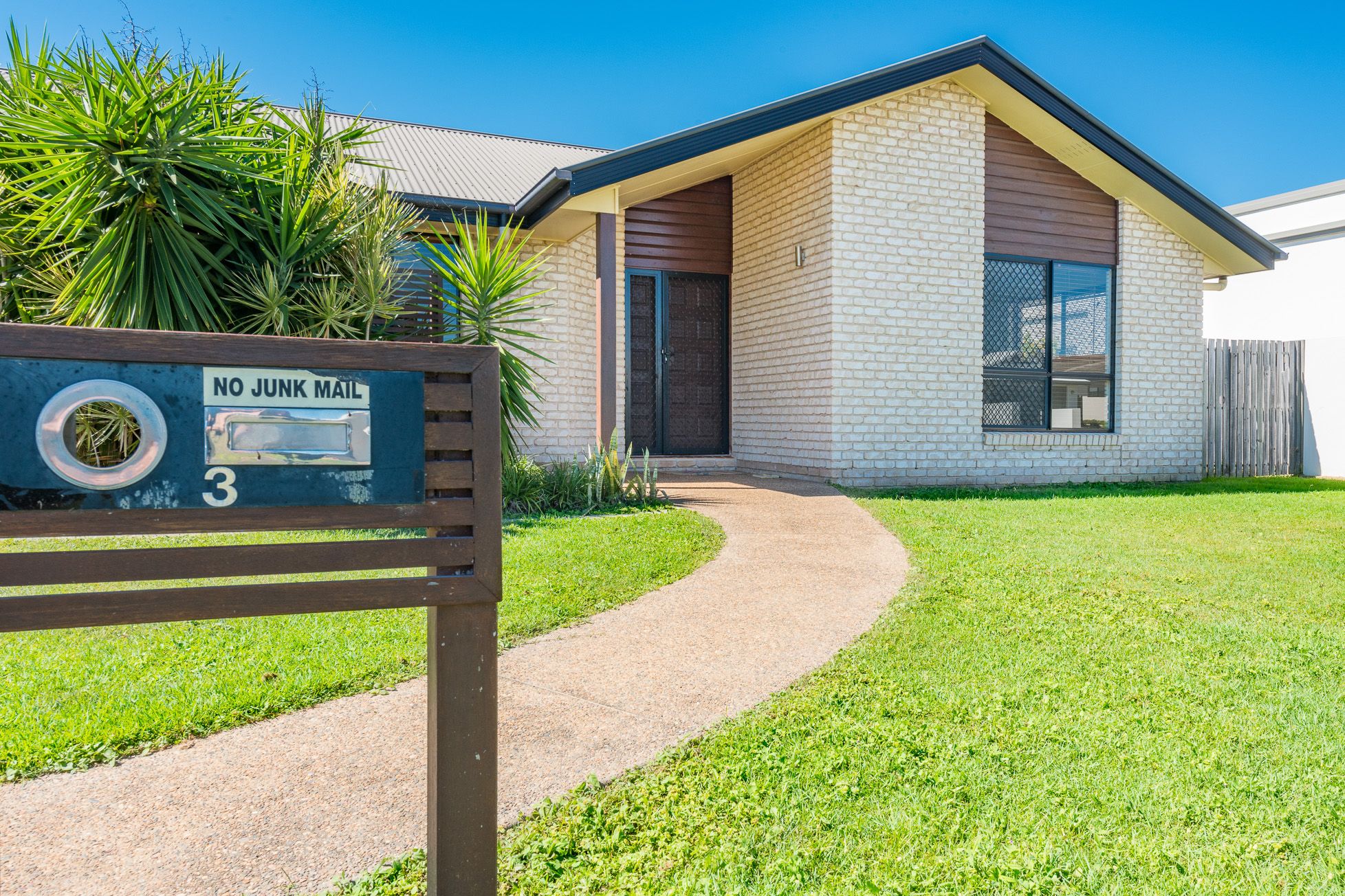3 Voss Court, Millbank, QLD 4670