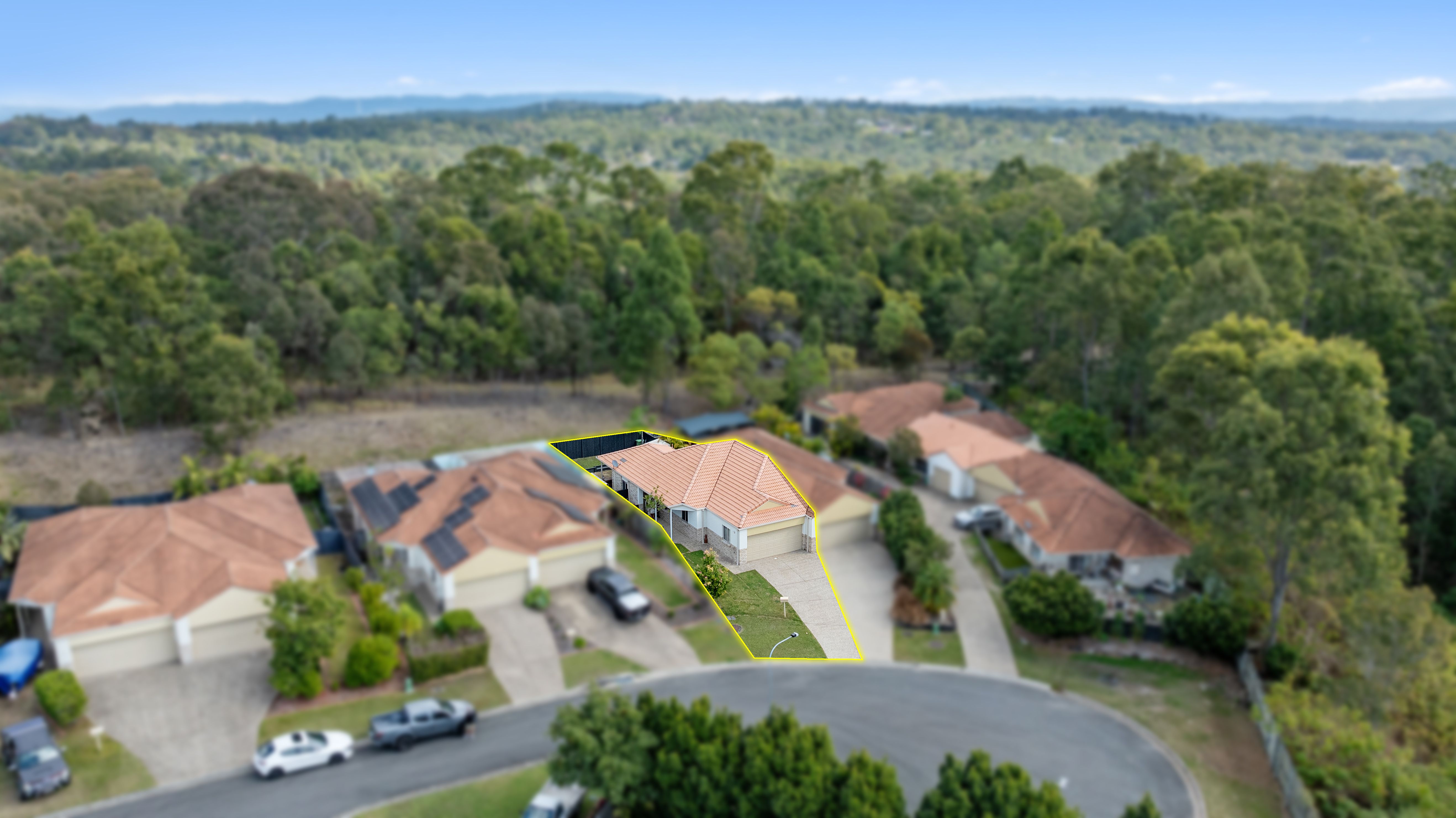 1/16 Pilar Court, Molendinar, QLD 4214
