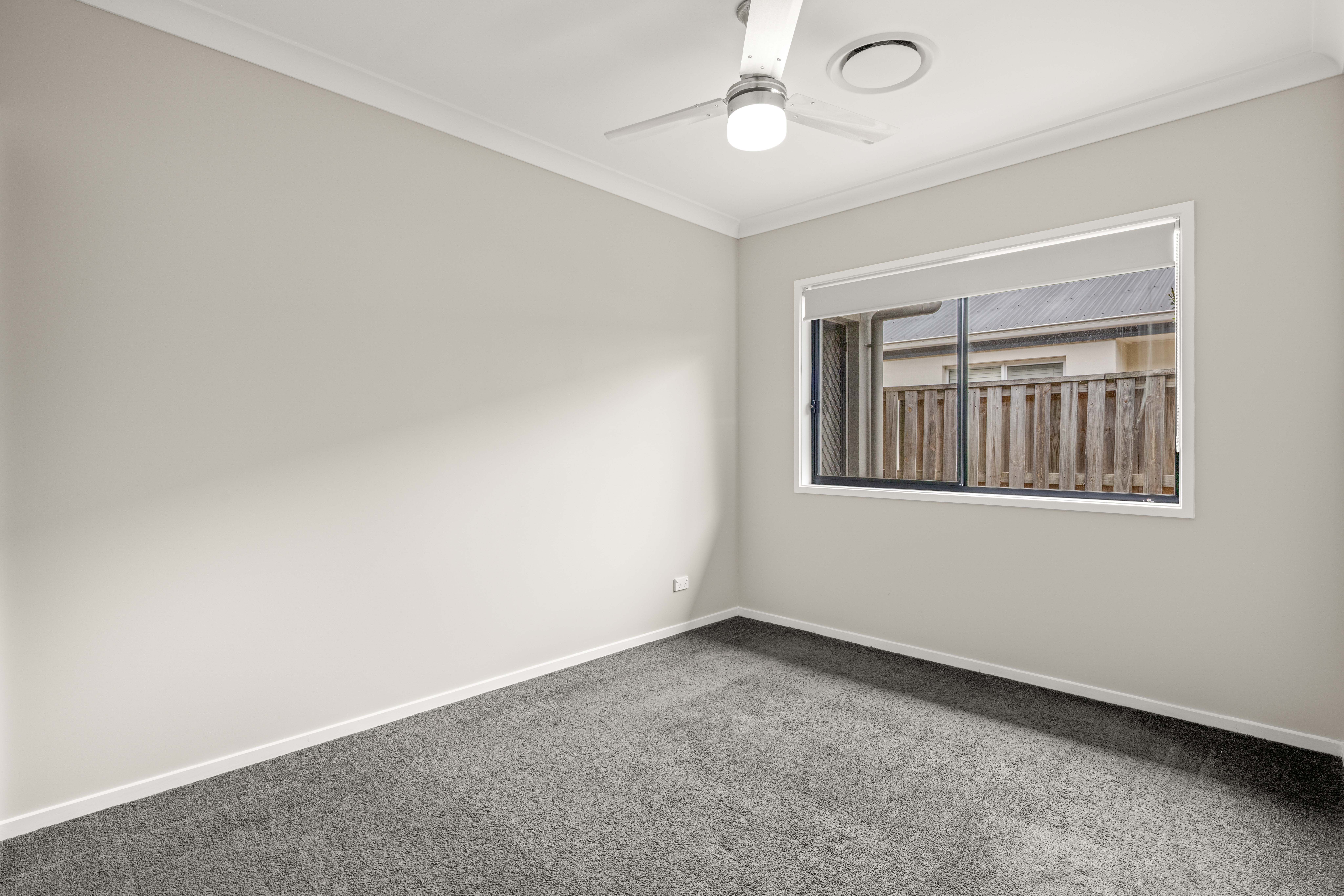 42 Ningaloo Drive — photo 11 of 25