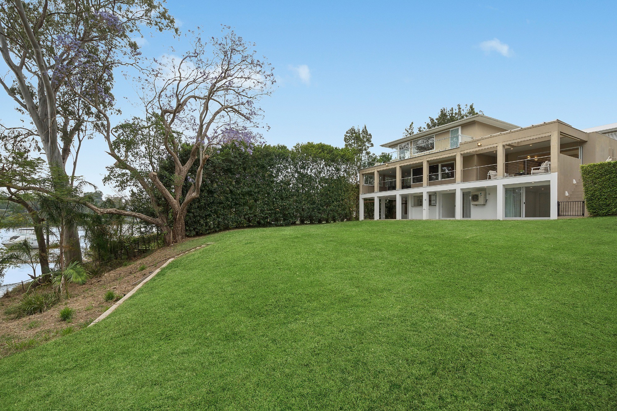 3 Sutton Street, Chelmer, QLD 4068