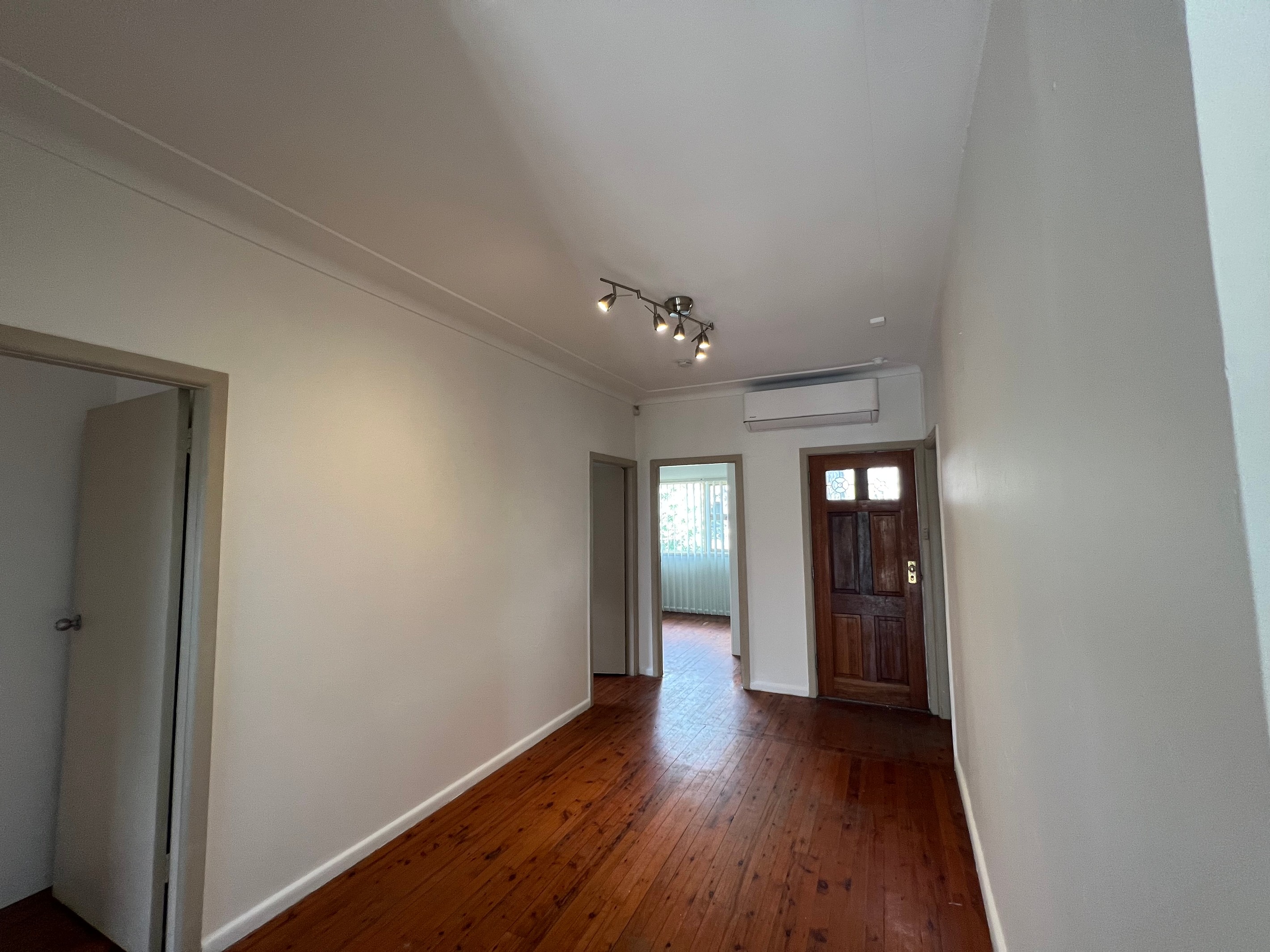 16 Glossop Street, North St Marys, NSW 2760