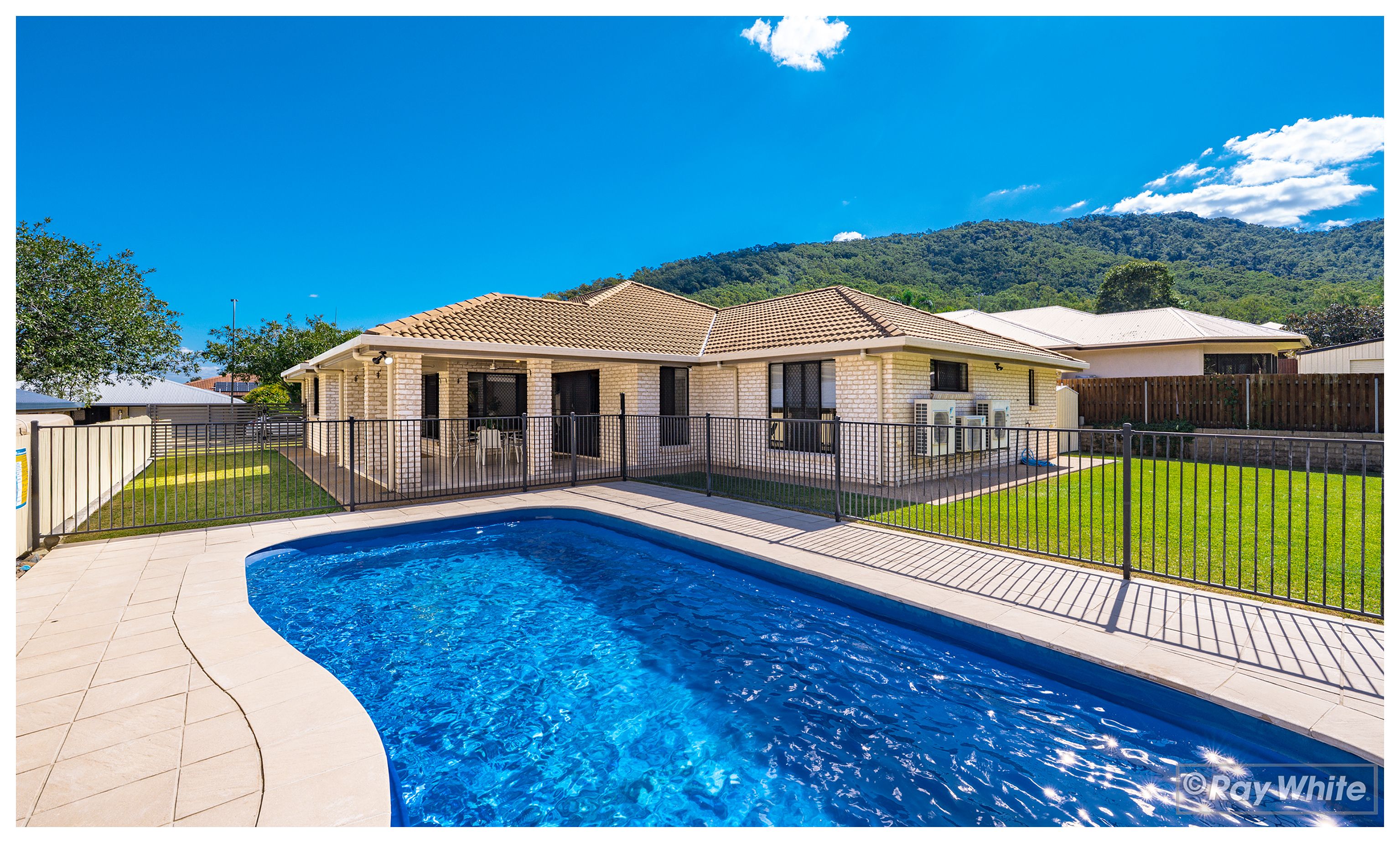 33 Haven Close, Norman Gardens, QLD 4701