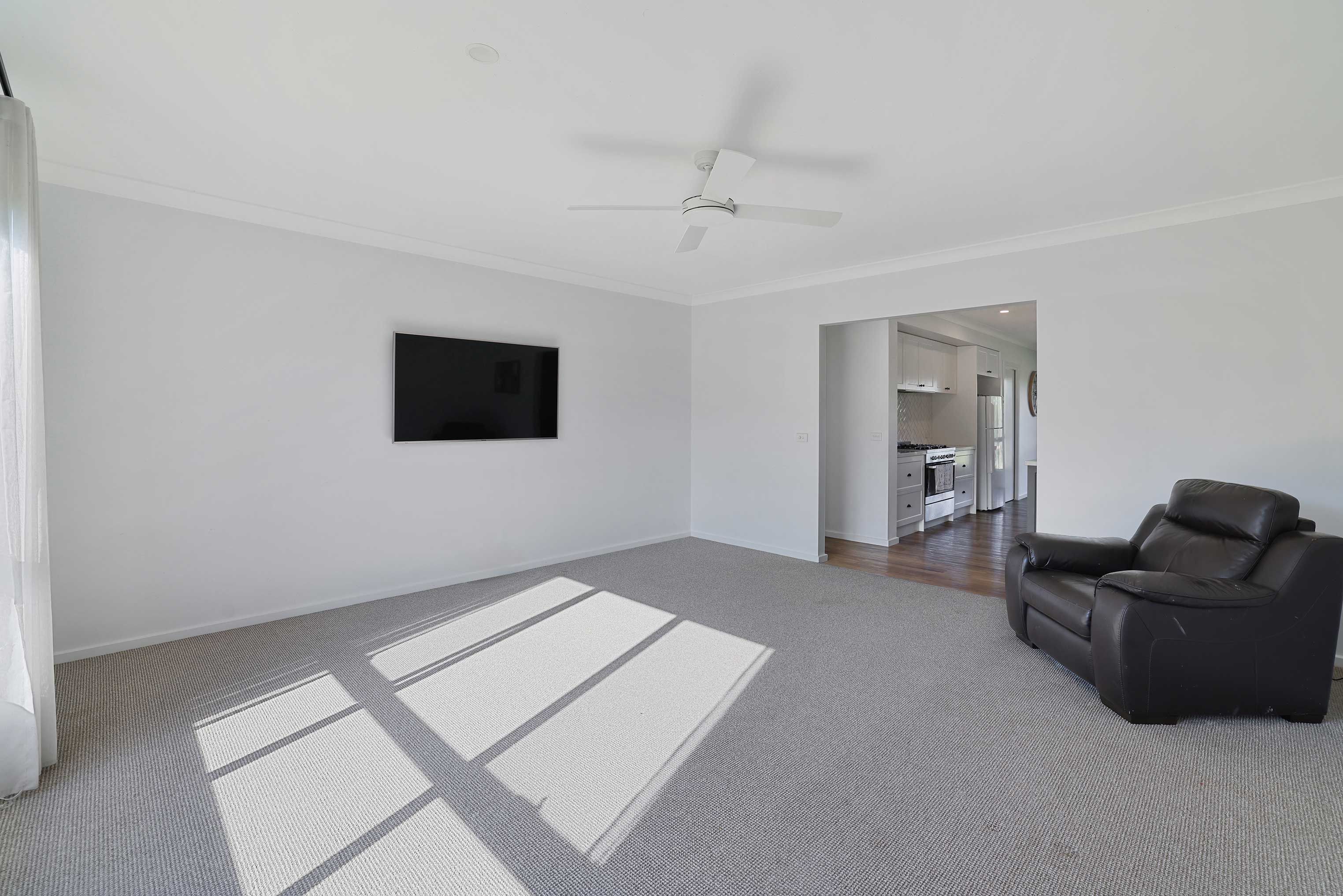 52 Hall Road — photo 10 of 26