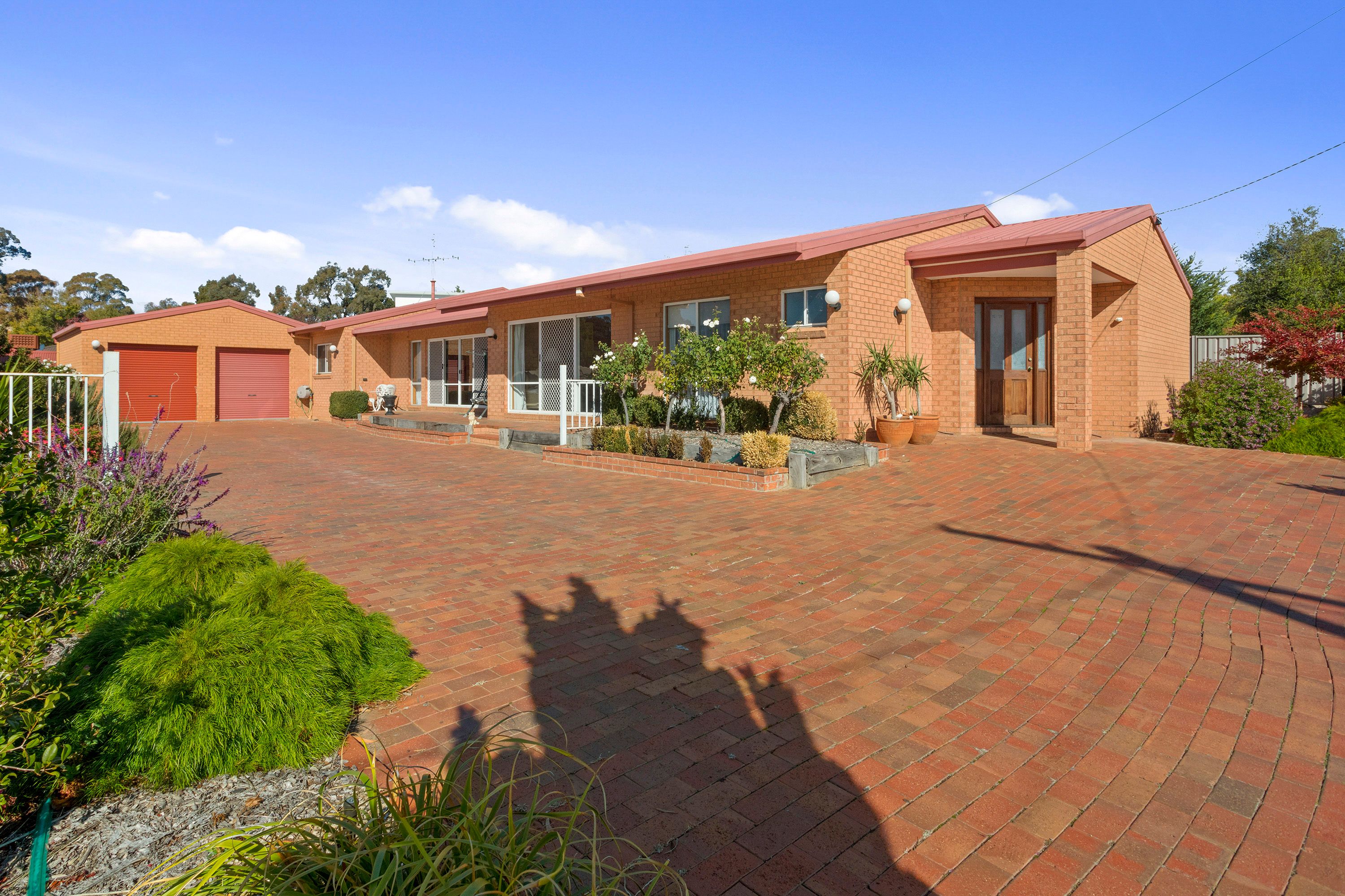 24 Harley Street, Strathdale VIC 3550