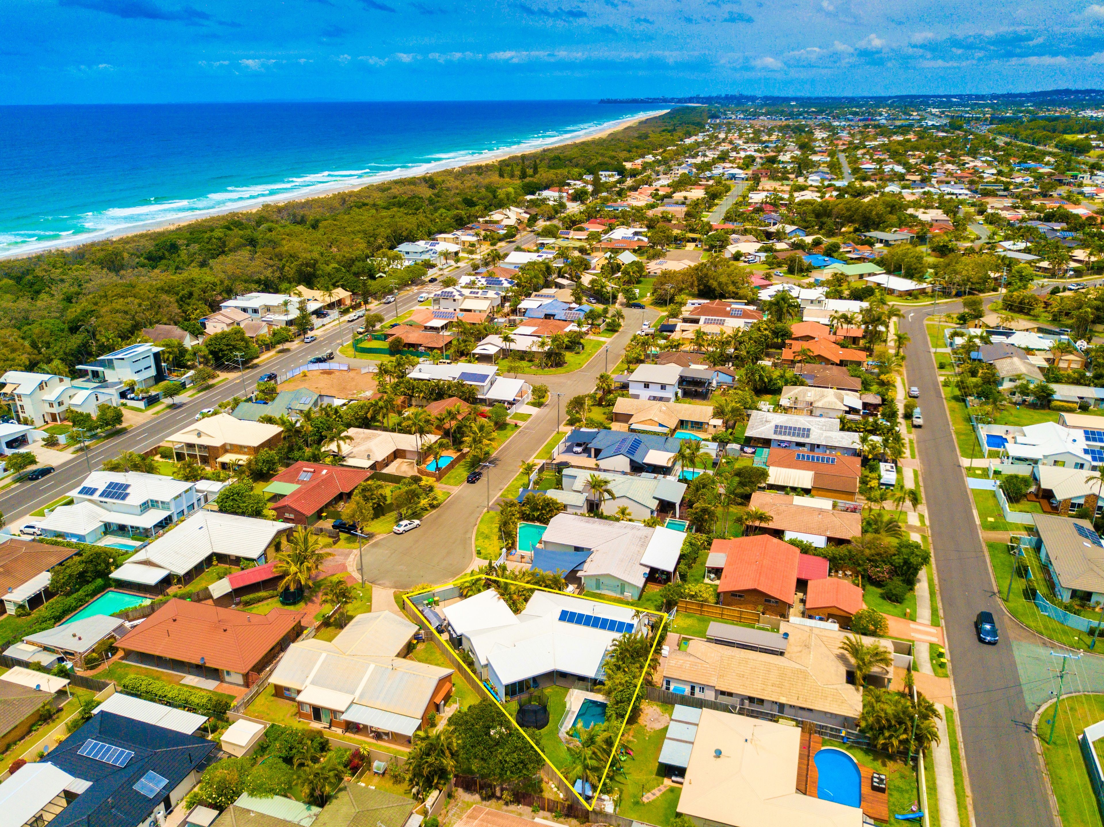 17 BAREENA Place, Warana QLD 4575