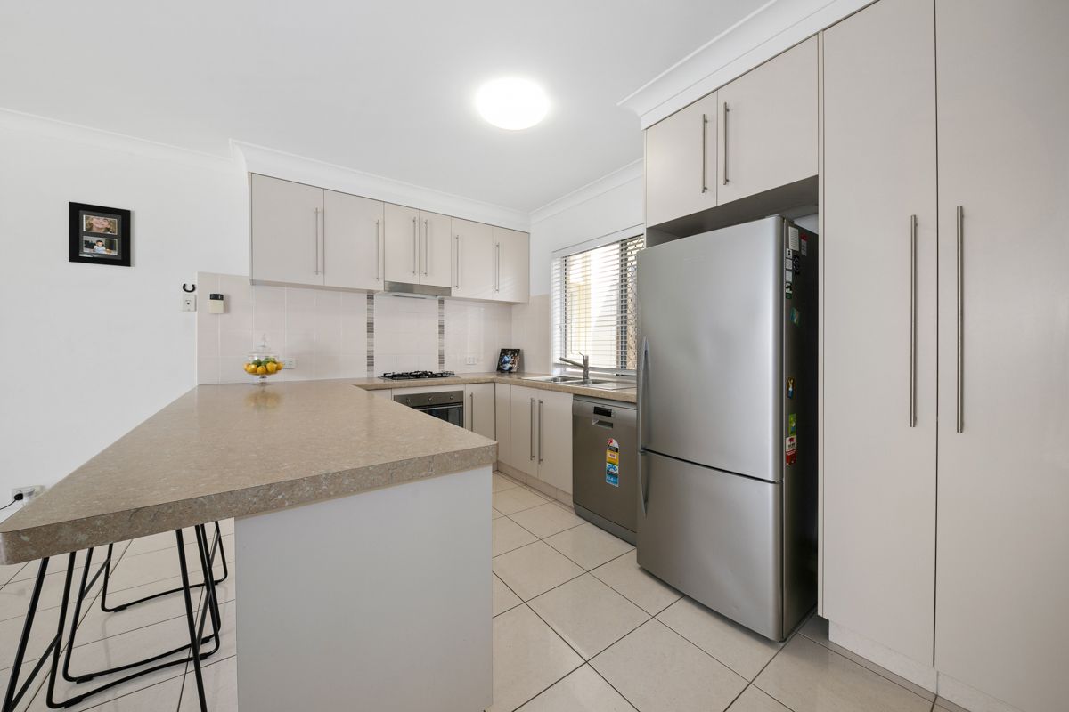 4 Sandi Street, Oxley, QLD 4075