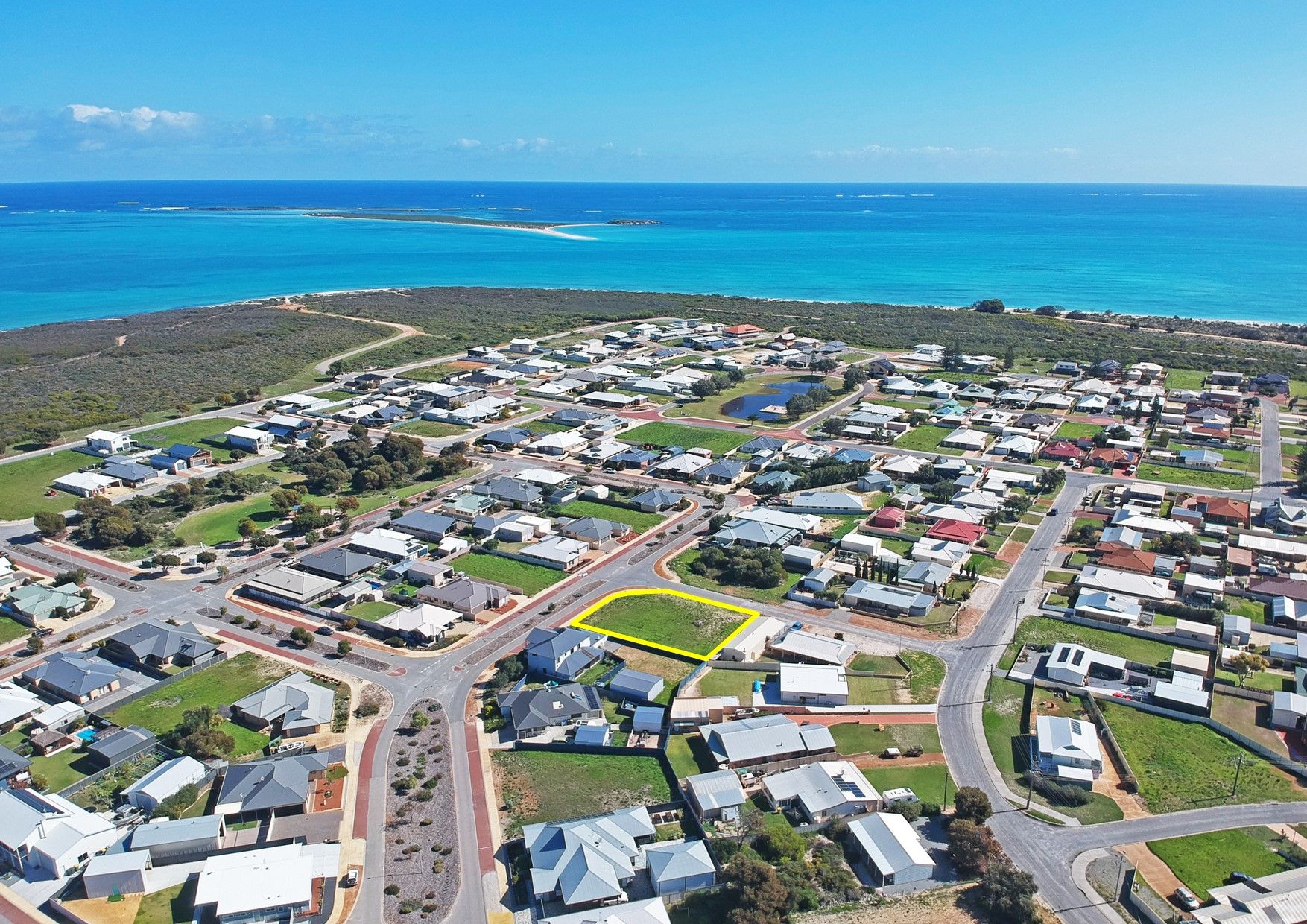 33 Boronia Turn, Jurien Bay WA 6516