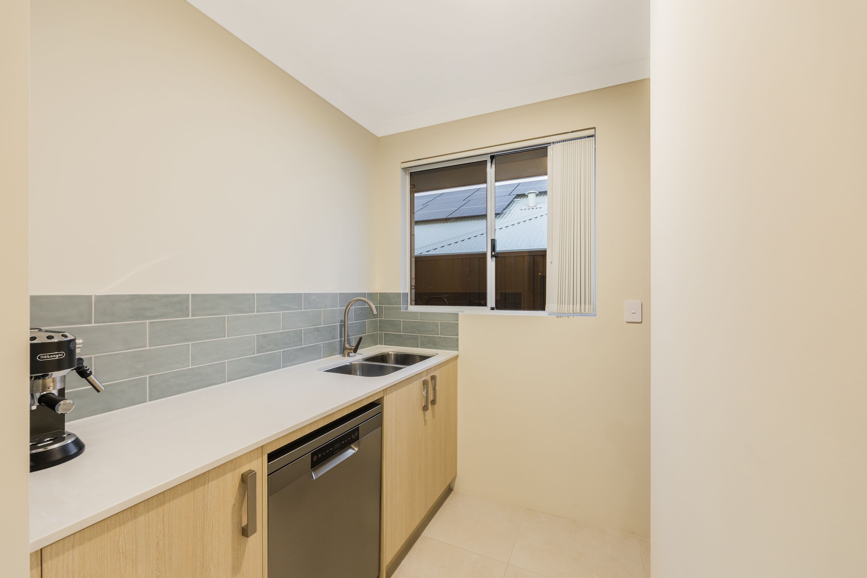 37 Neilson Street — photo 14 of 27