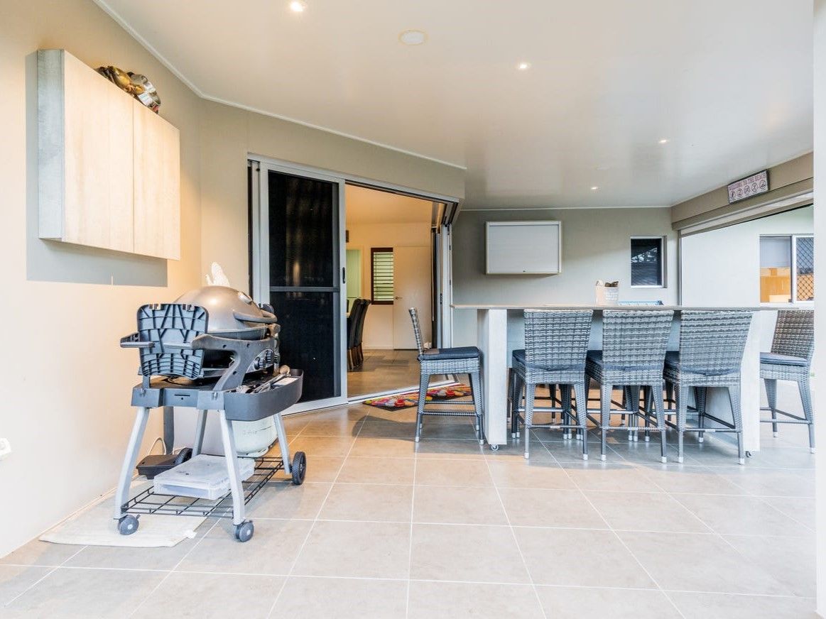 17 Beach Houses Estate Road — photo 12 of 30