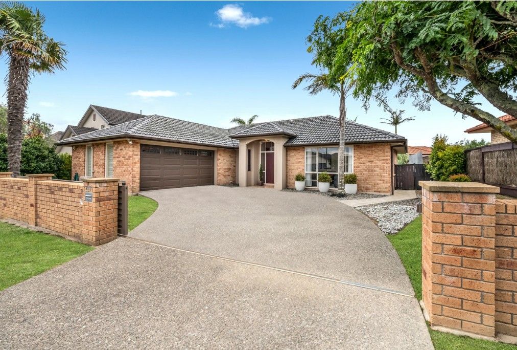 243 Kilkenny Drive, Dannemora, Manukau City