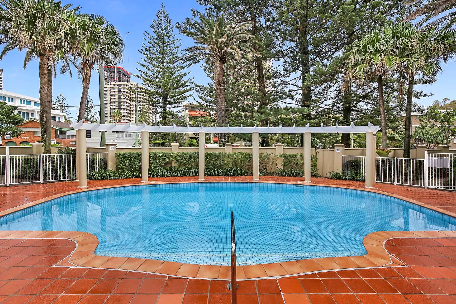 12/122 Old Burleigh Road, Broadbeach, QLD 4218