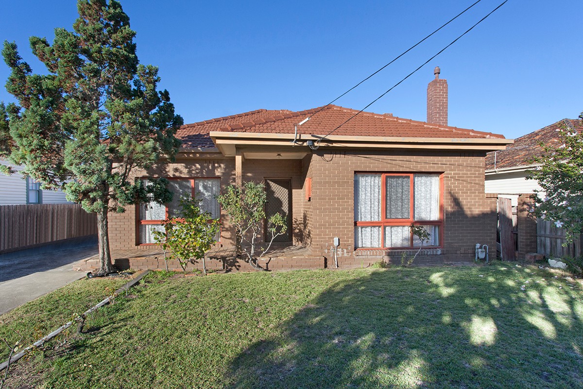 42 Eleebana Avenue, Hughesdale, VIC 3166