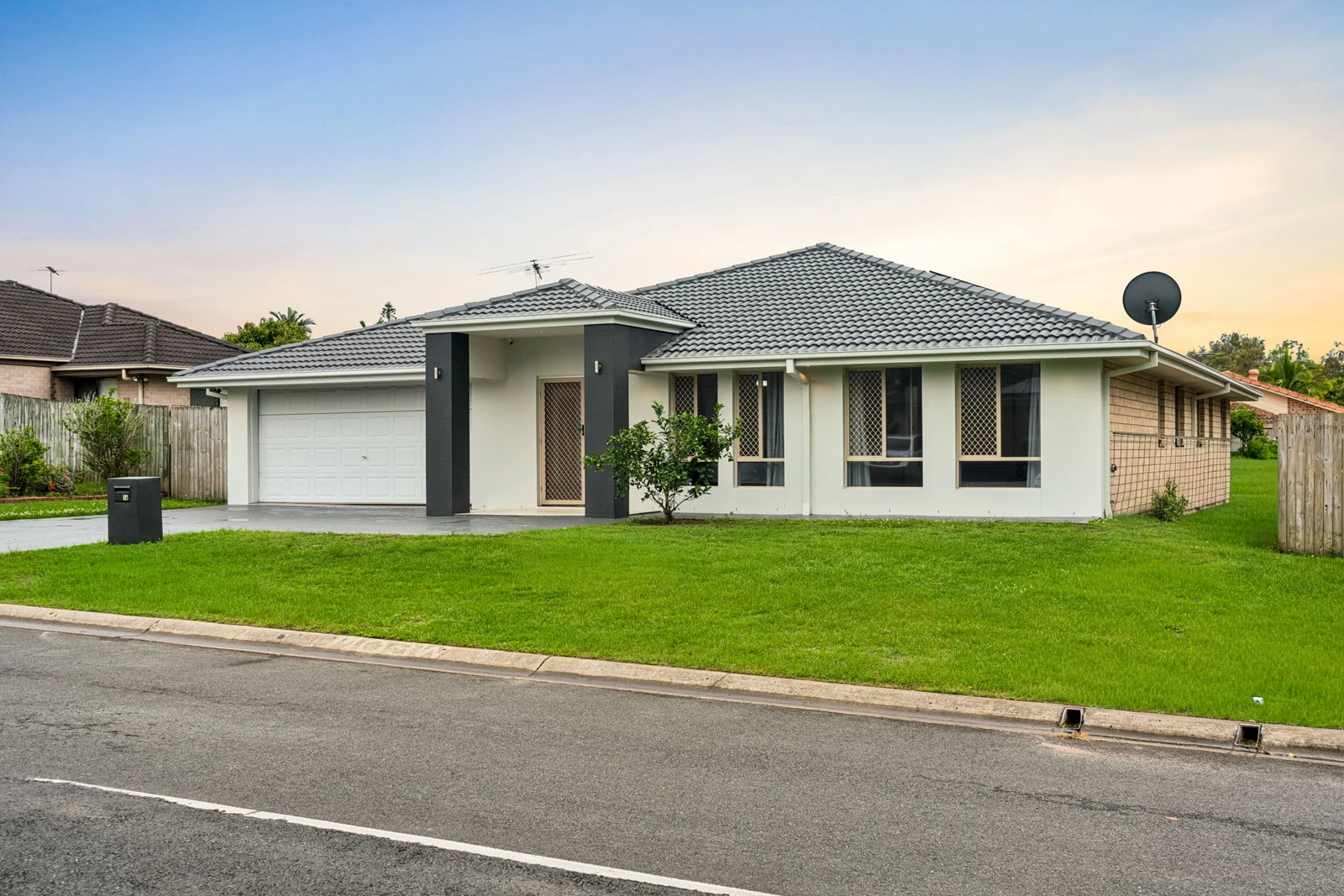 14 Voss Boulevard, Heritage Park, QLD 4118