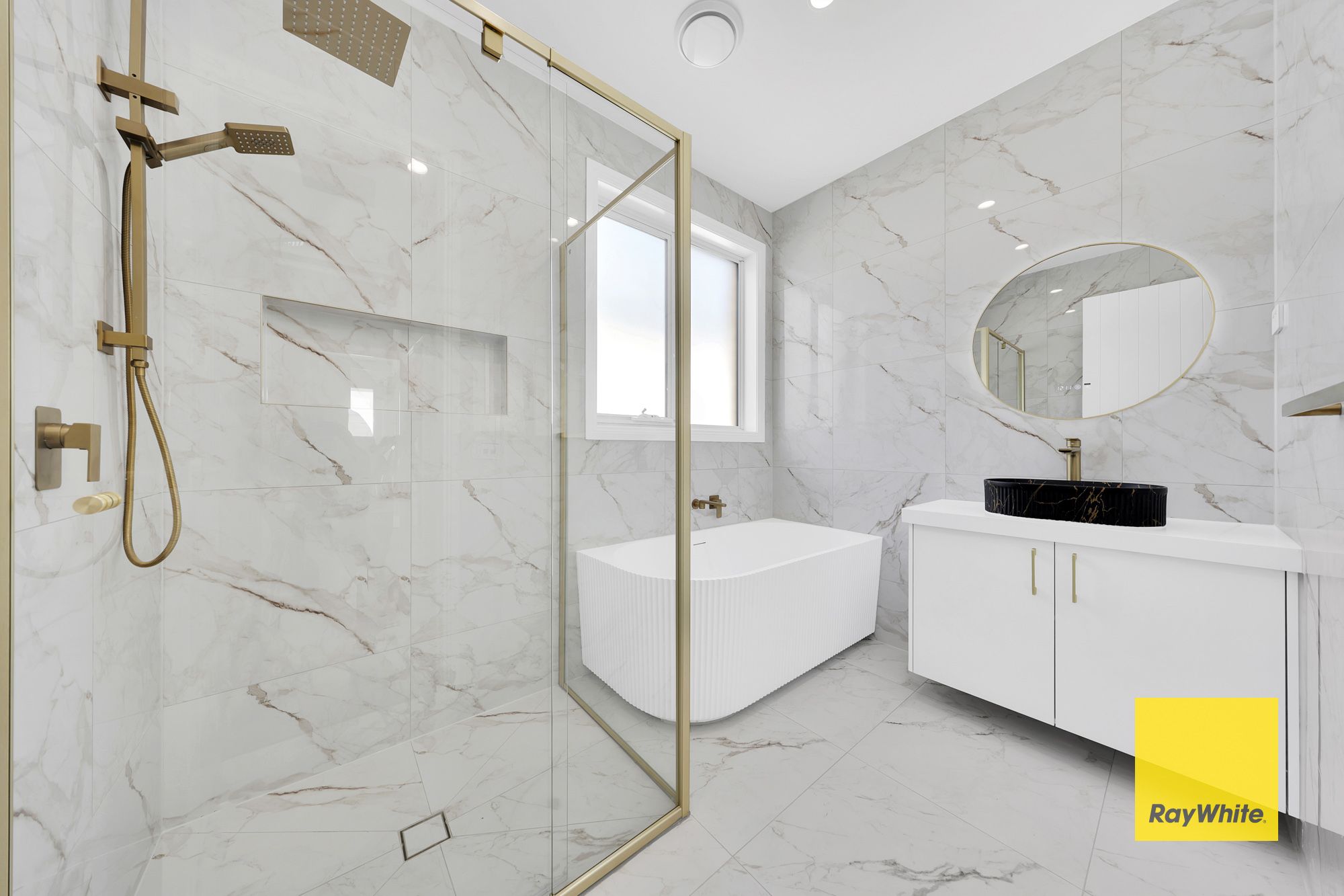 24 Argon Street — photo 13 of 15