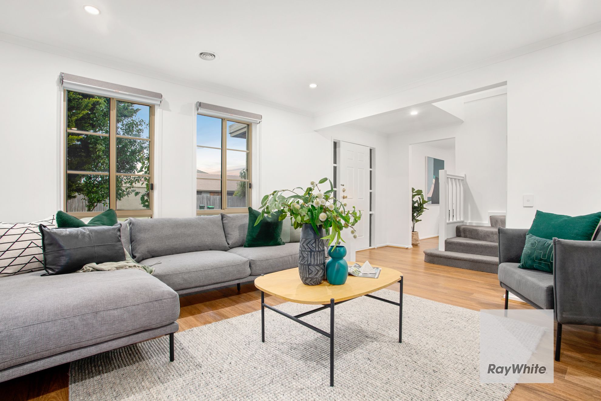 27 Tussock Crescent — photo 5 of 20
