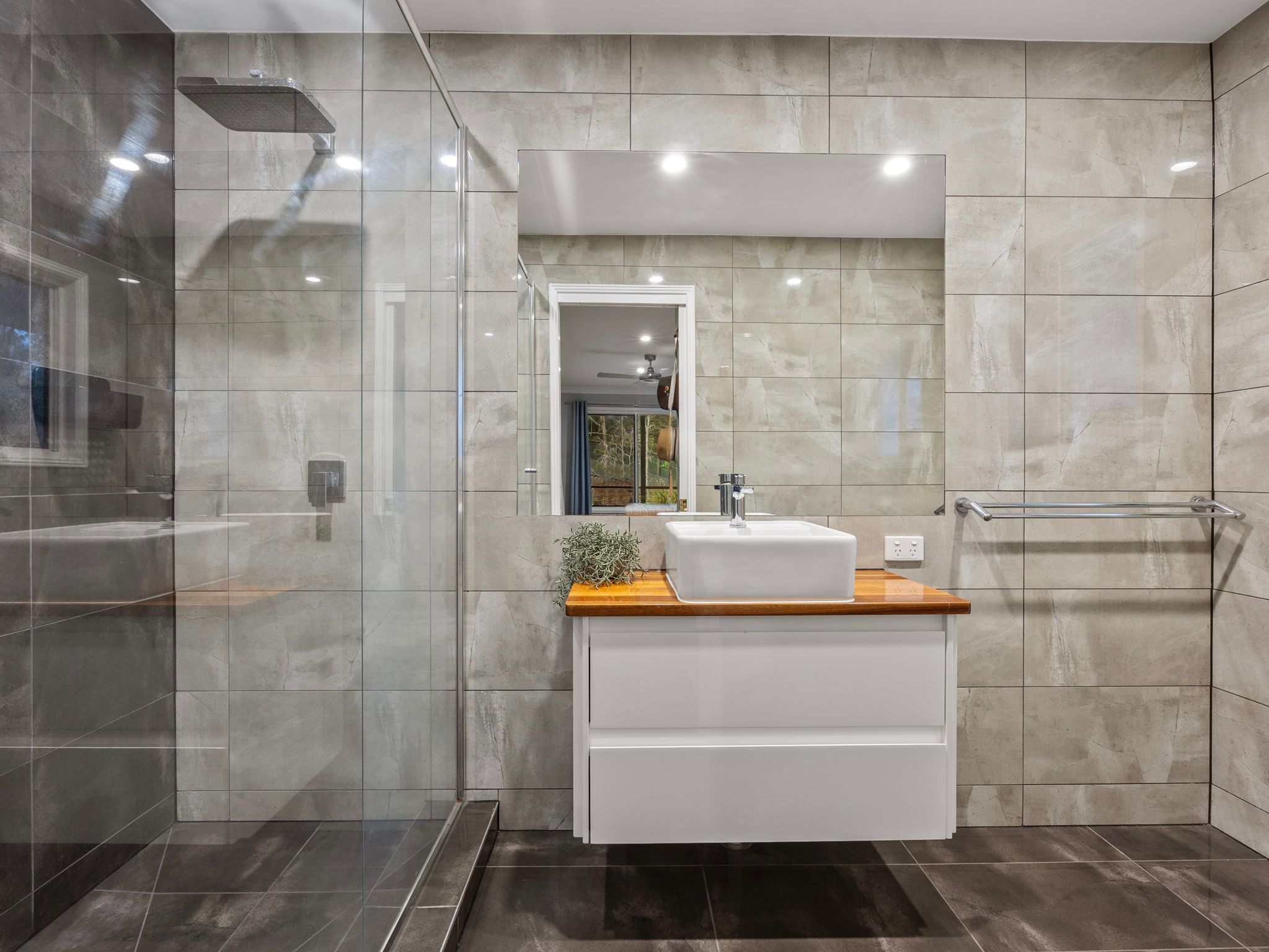 21 Daintree Court — photo 12 of 29