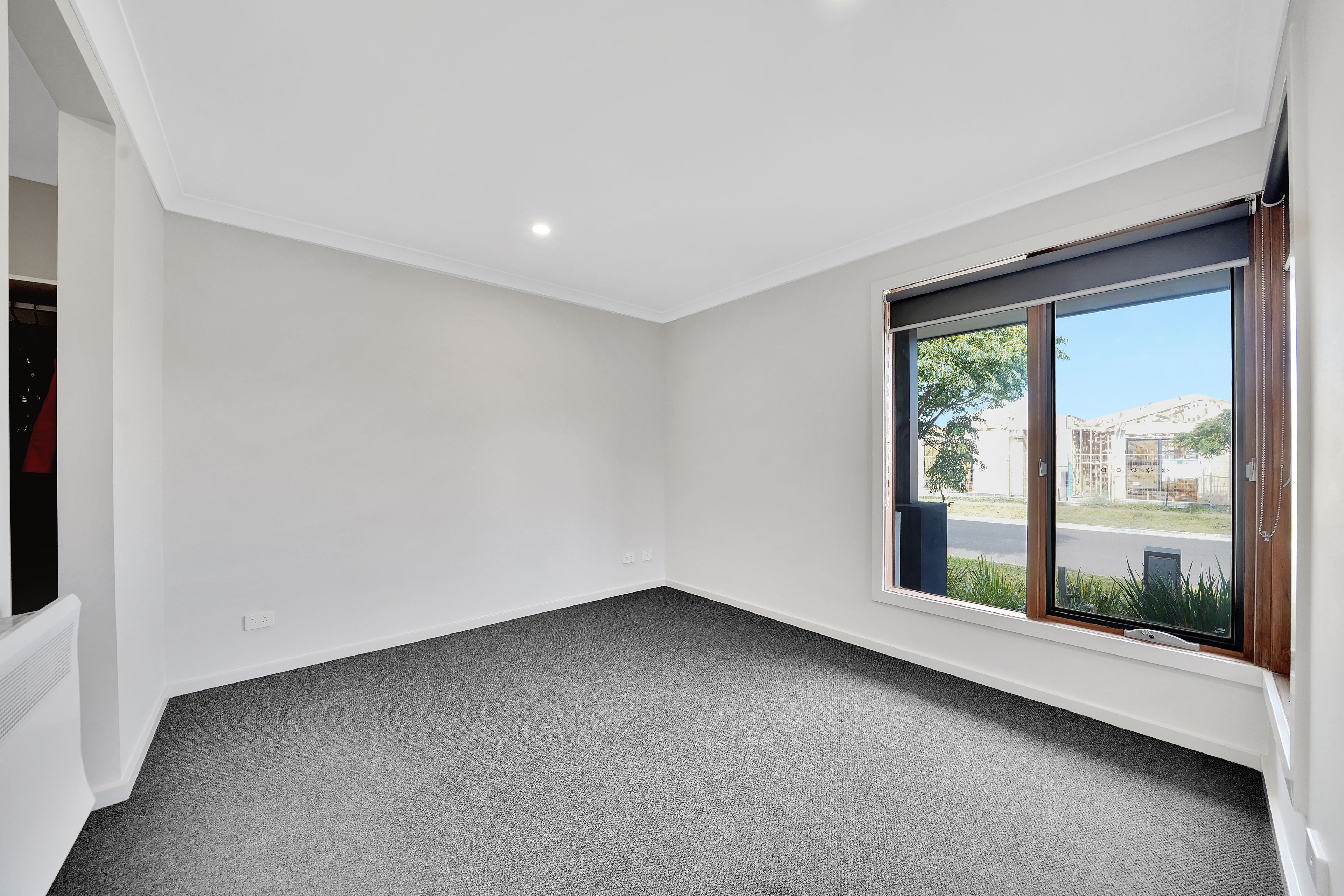 8 Samuel Road — photo 12 of 15