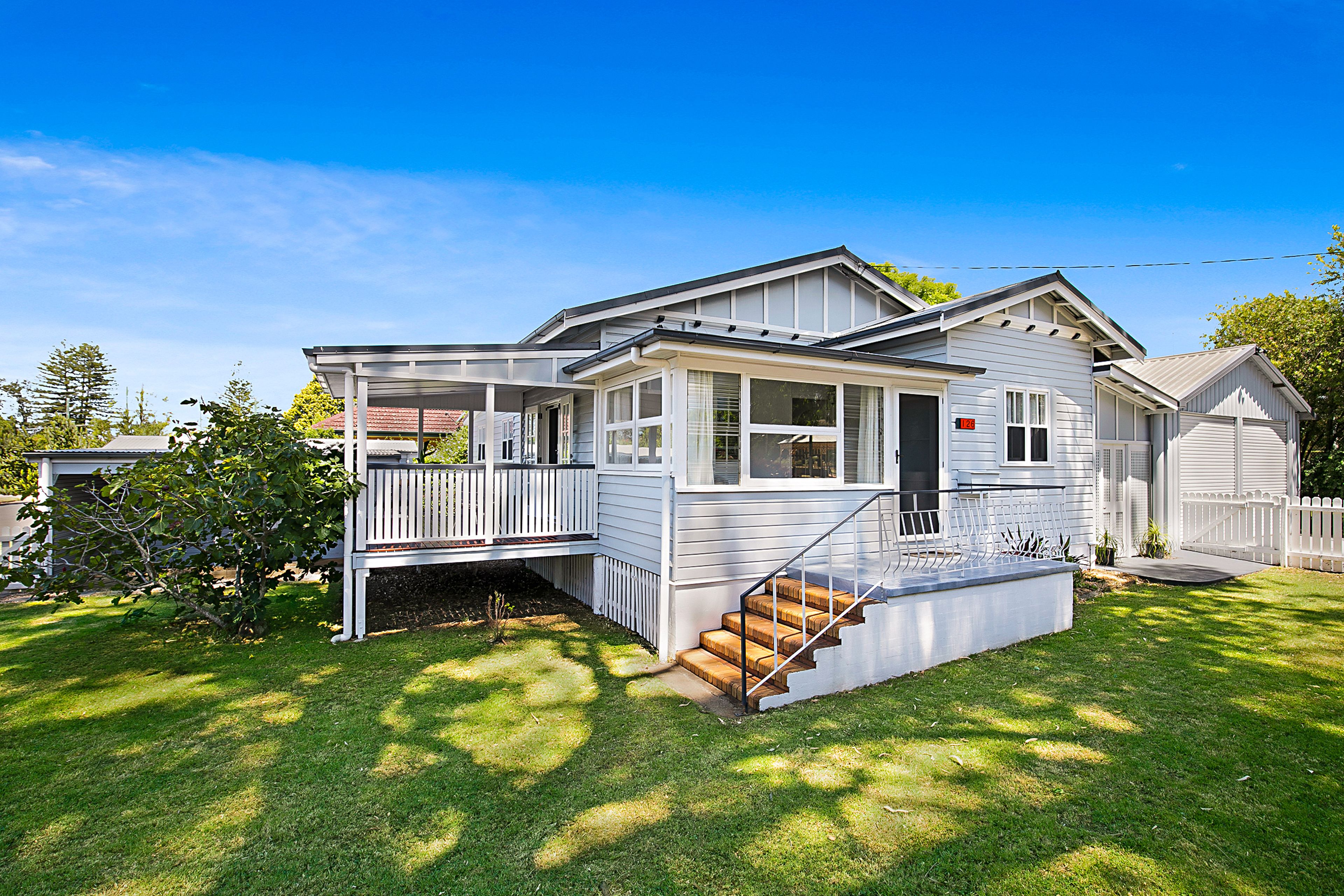 126 Holberton Street, Newtown, QLD 4350
