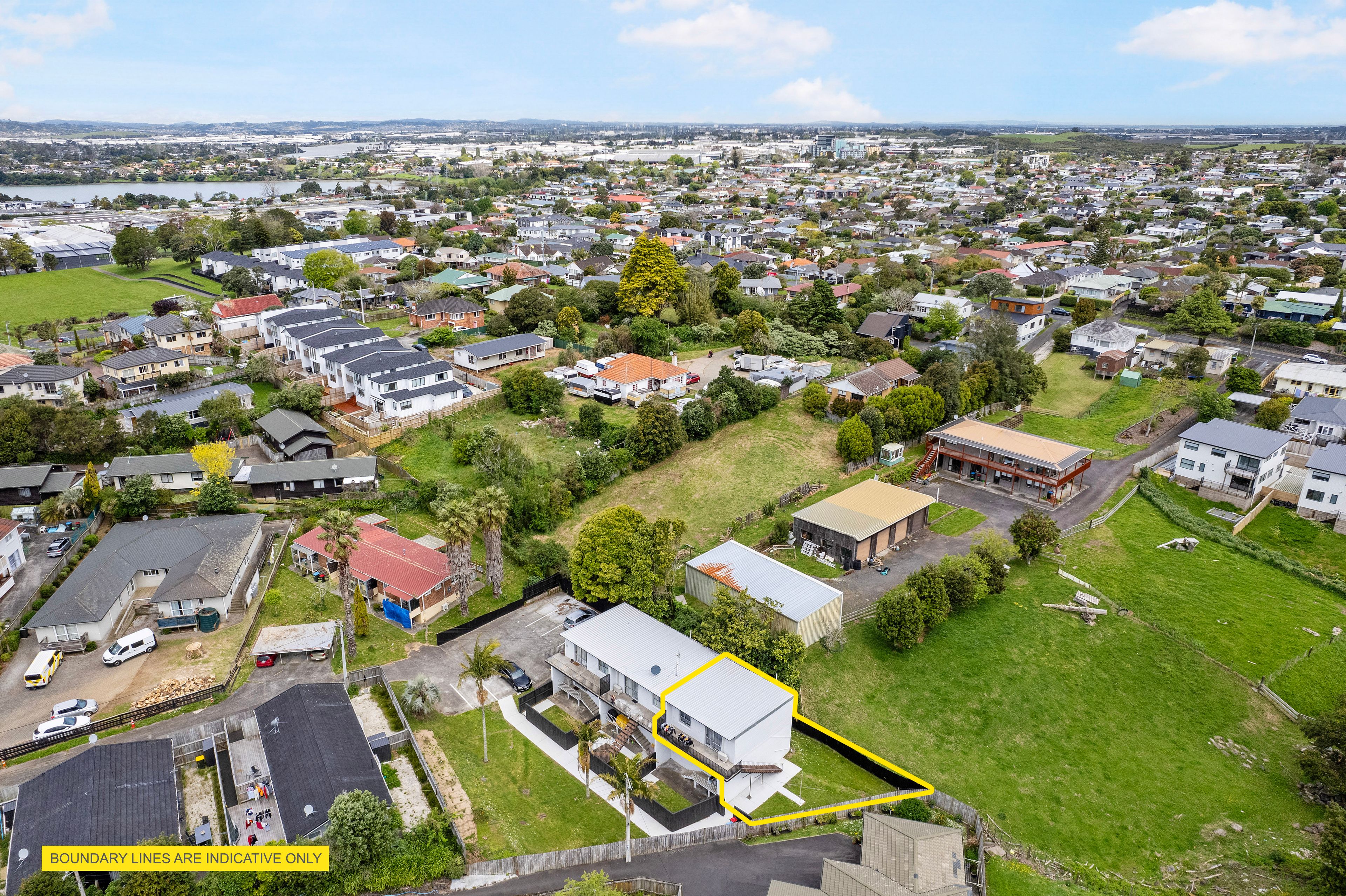 2/12 Clare Place, Mount Wellington, Auckland City