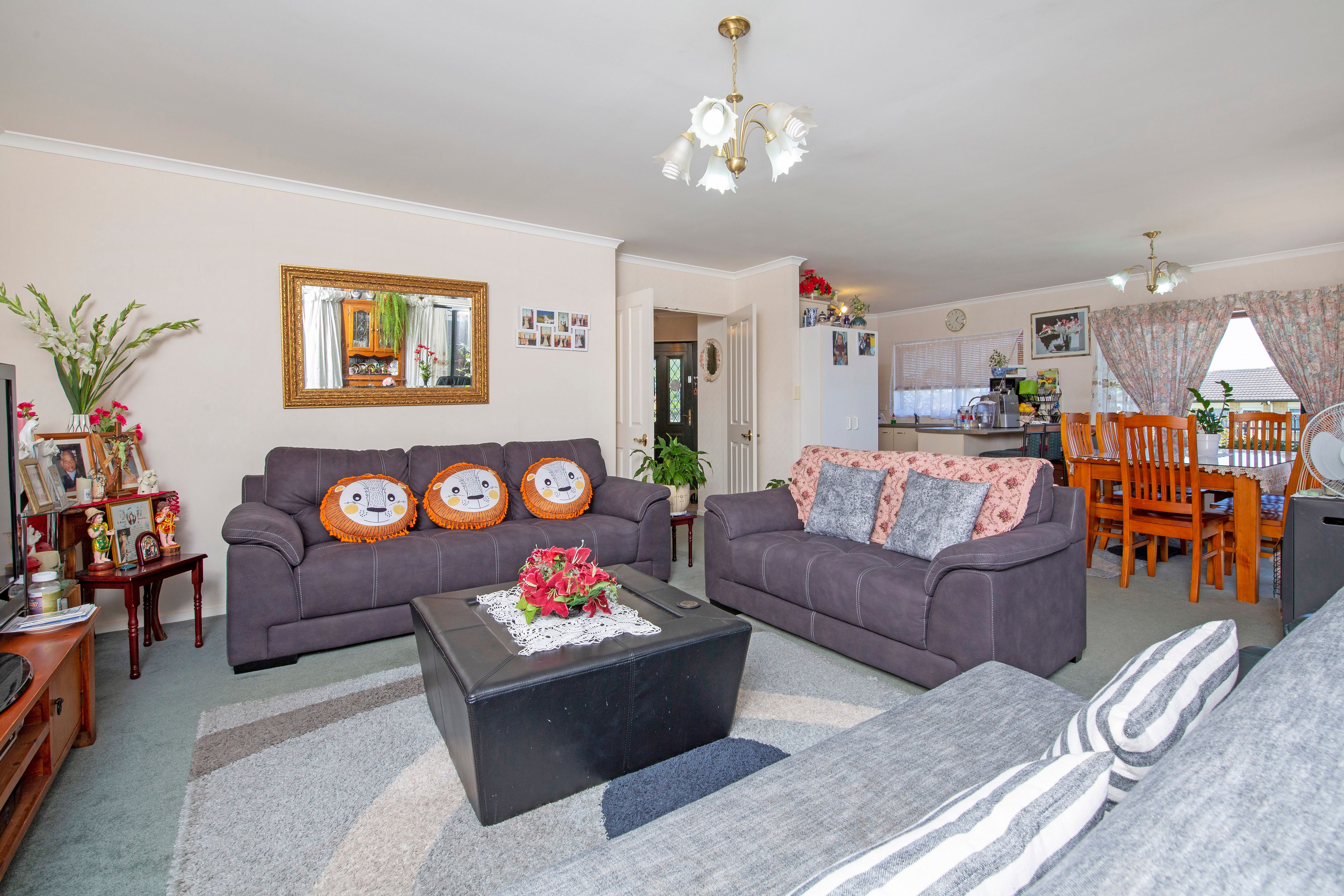1 Pitt Avenue, Clendon Park, Manukau City