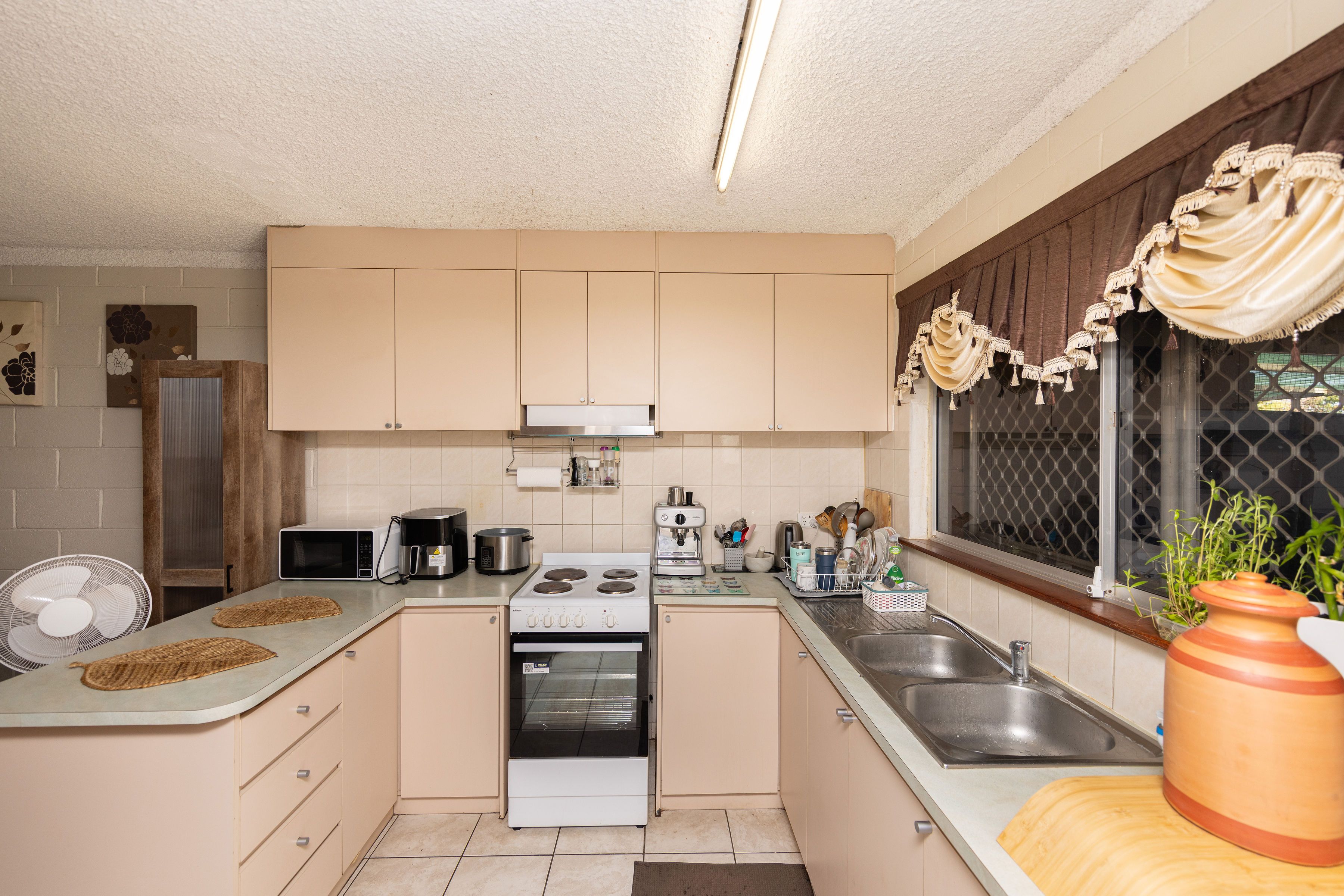 10/10 Walcott Way, Bulgarra, WA 6714