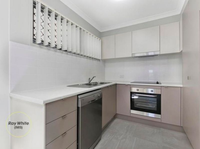 1/8 Nike Court, Wulkuraka, QLD 4305