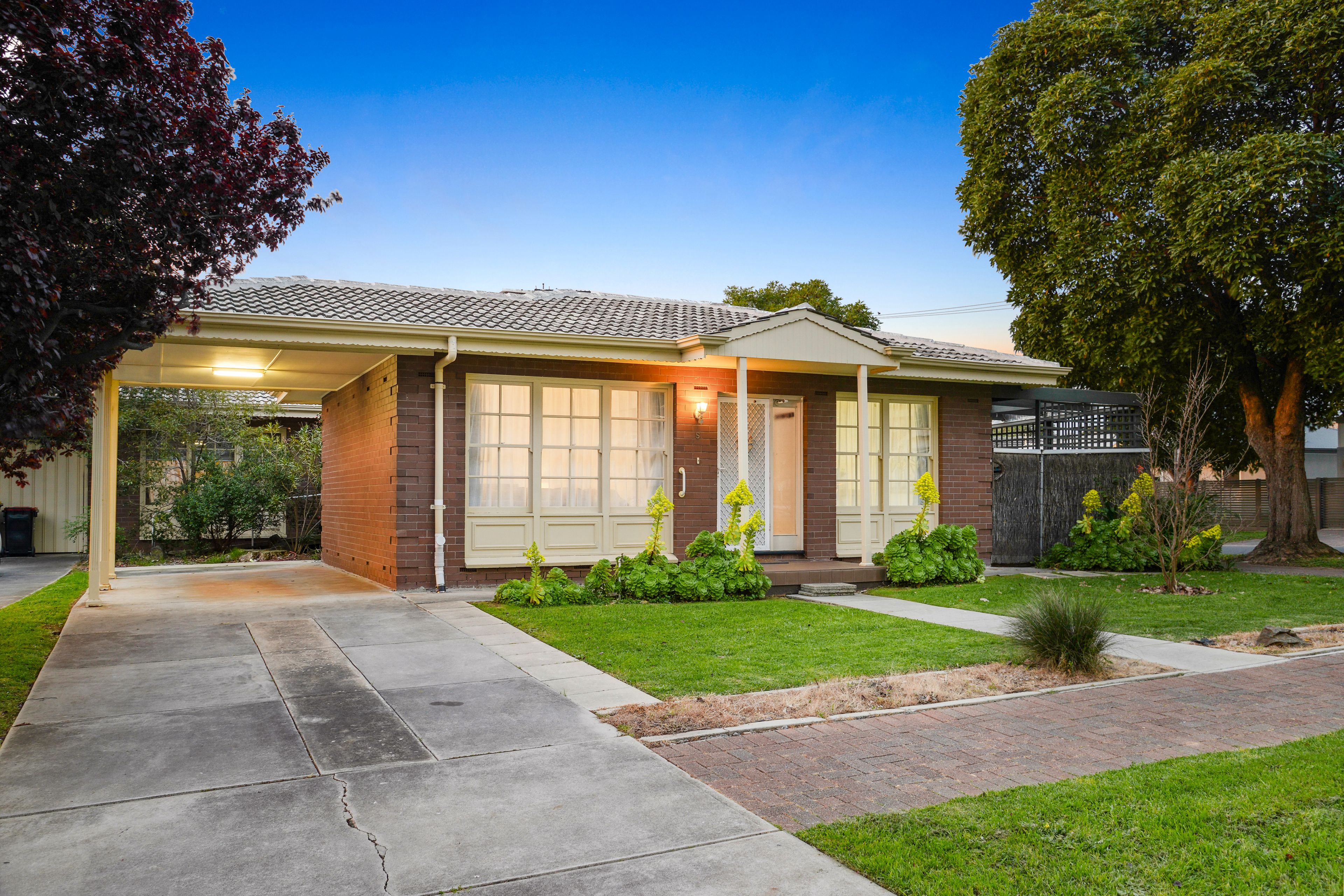 21a Windsor Road, Glenside SA 5065