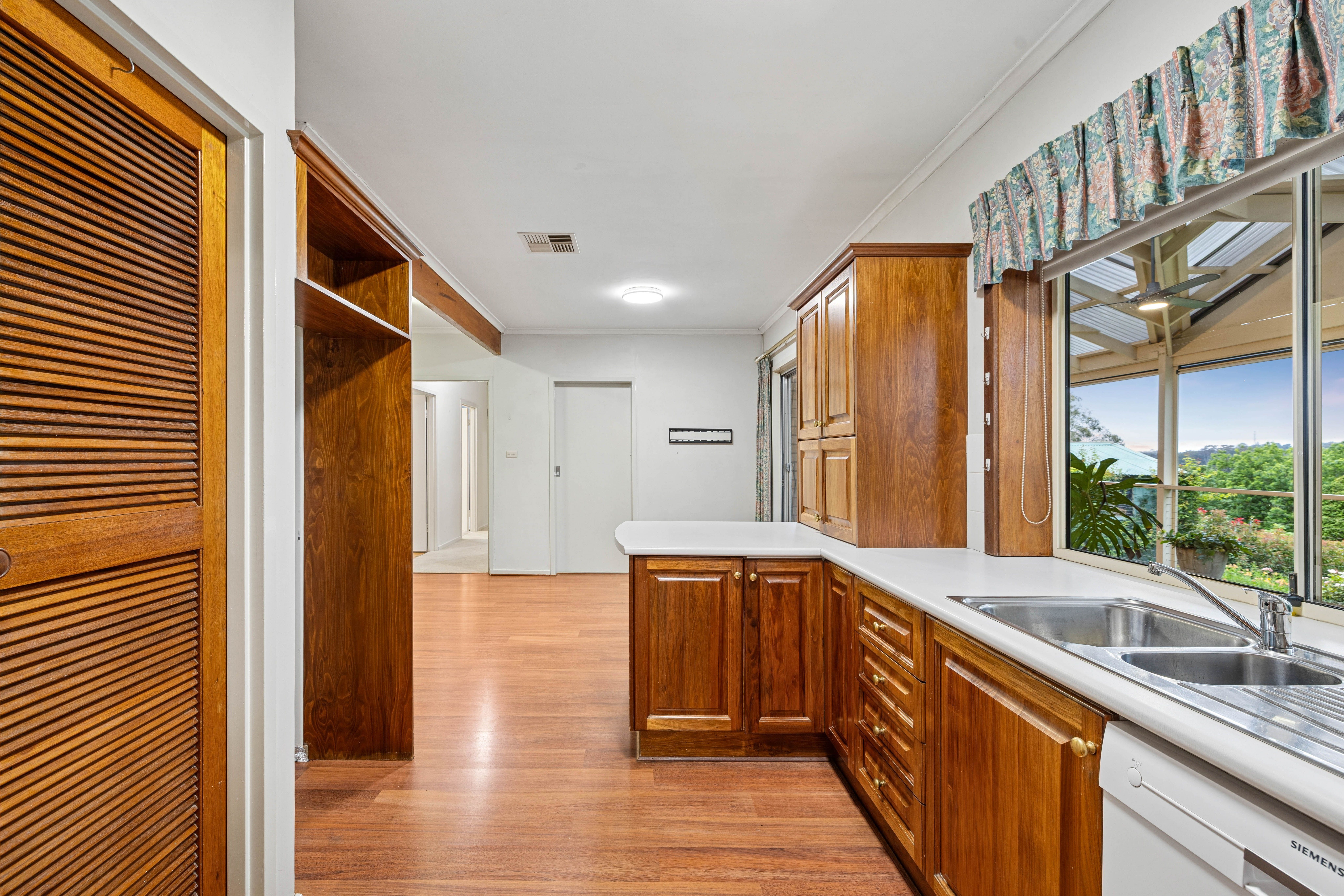 34 Spring Gully Road, Crafers, SA 5152 - Sold House - Ray White Mount ...